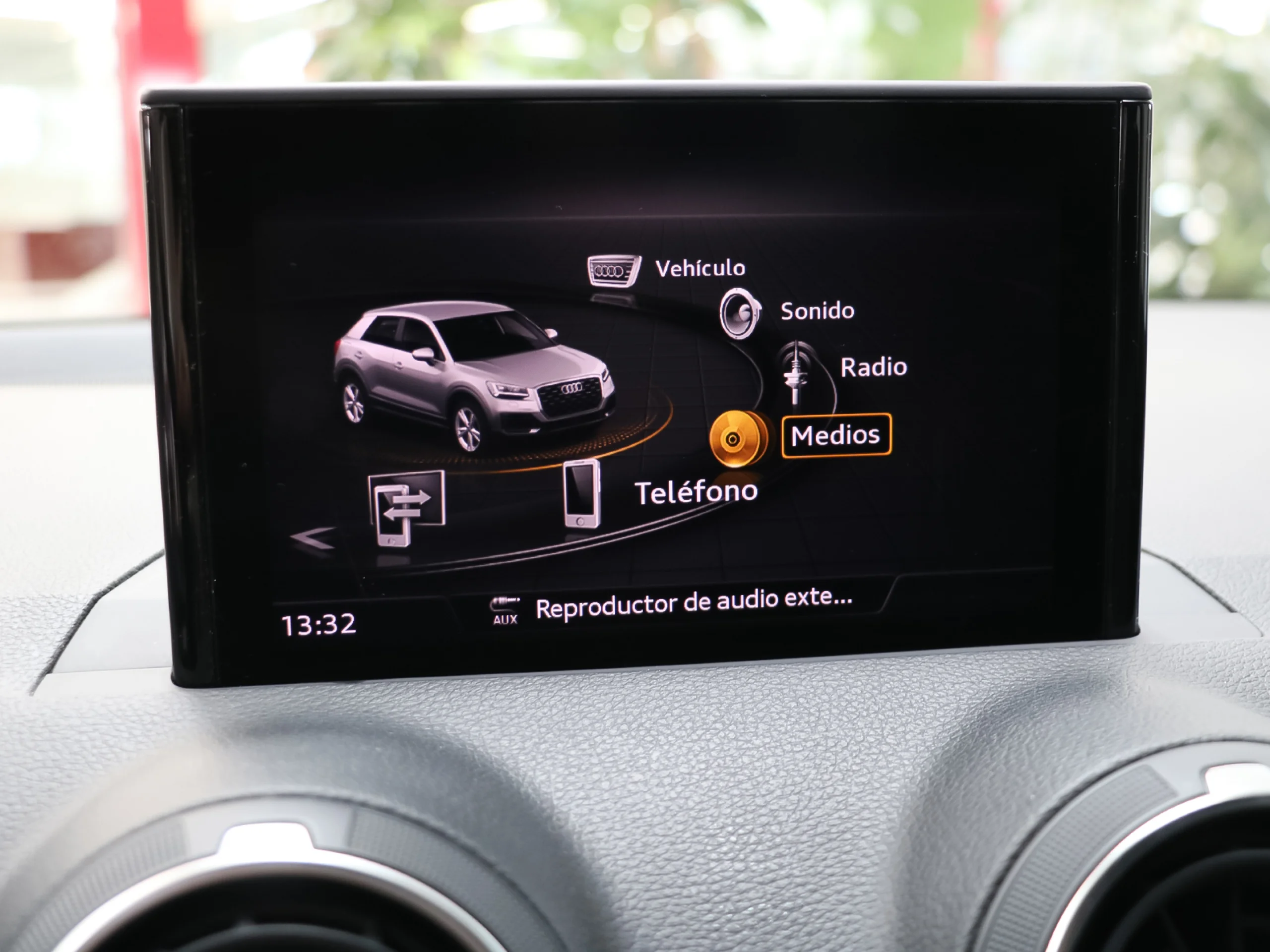 Audi Q2 design 30 TDI 85 kW (116 CV) S tronic - Foto 15