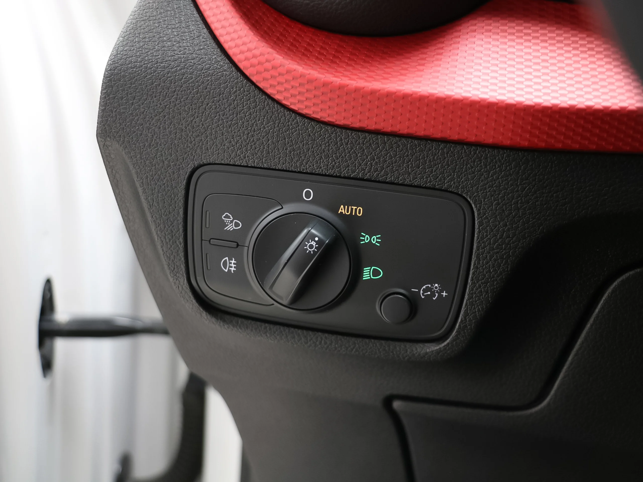 Audi Q2 design 30 TDI 85 kW (116 CV) S tronic - Foto 28