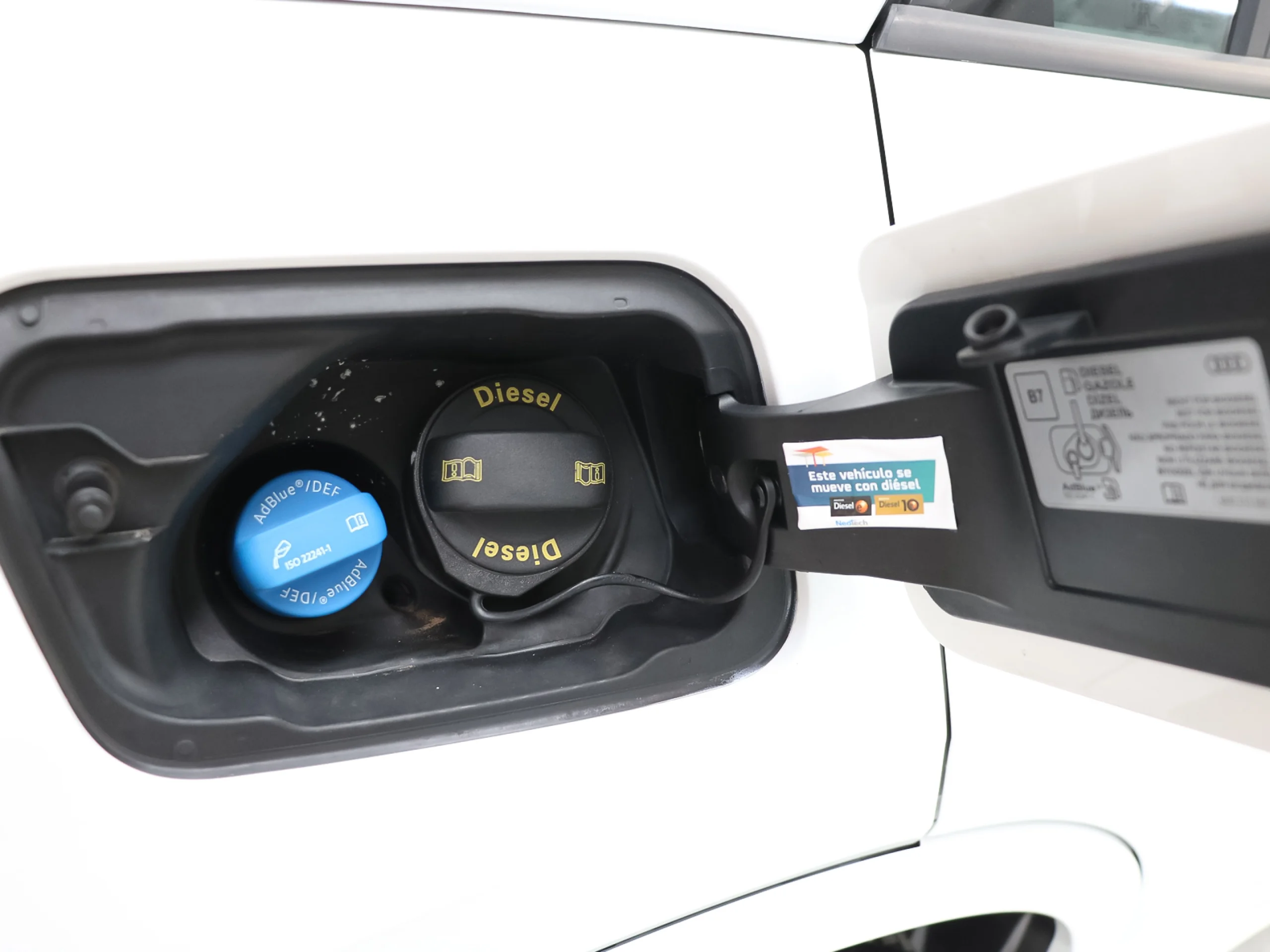 Audi Q2 design 30 TDI 85 kW (116 CV) S tronic - Foto 34