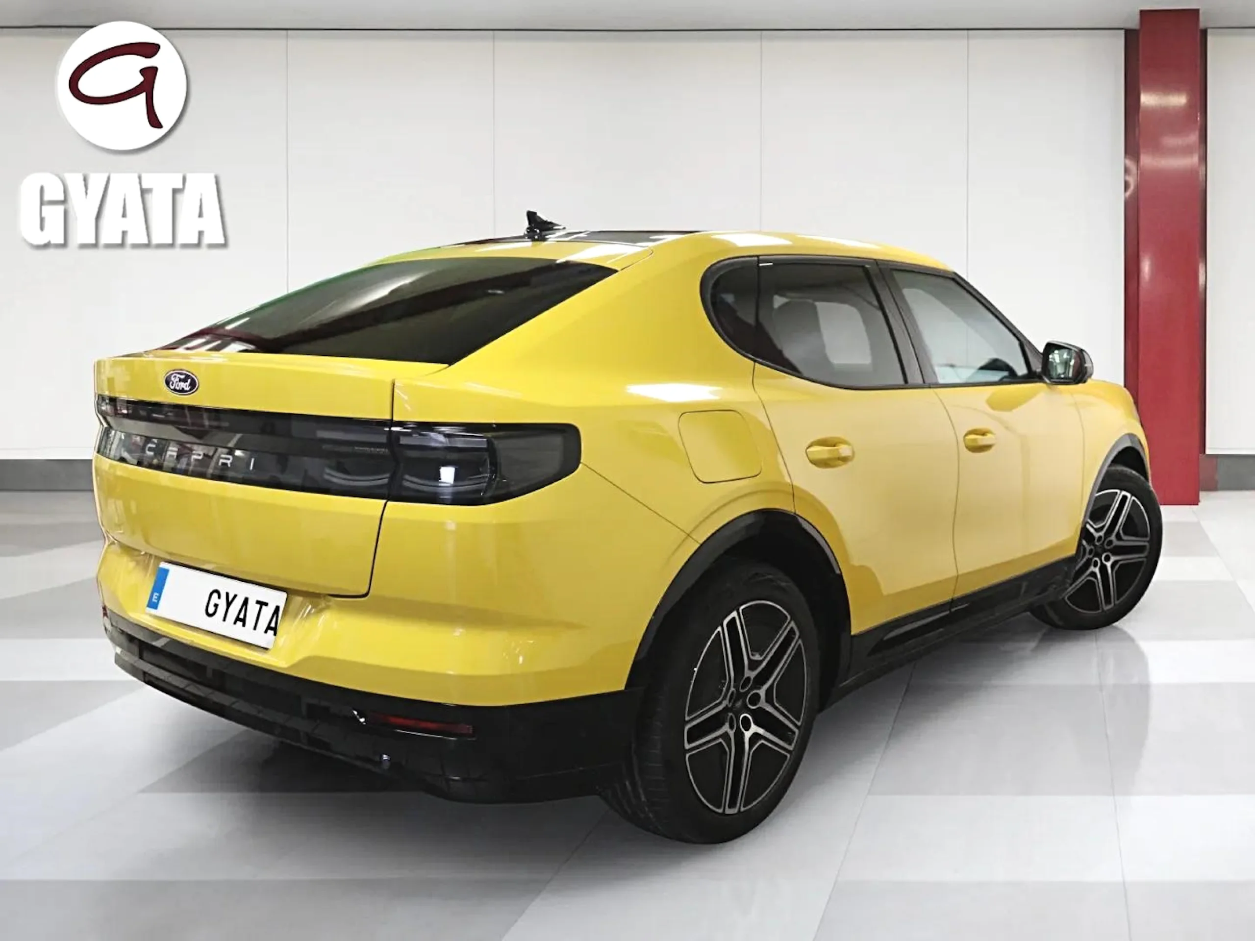 Ford Capri CX740L Premium R. Ext. RWD 77kWh 210 kW (286 CV) - Foto 4