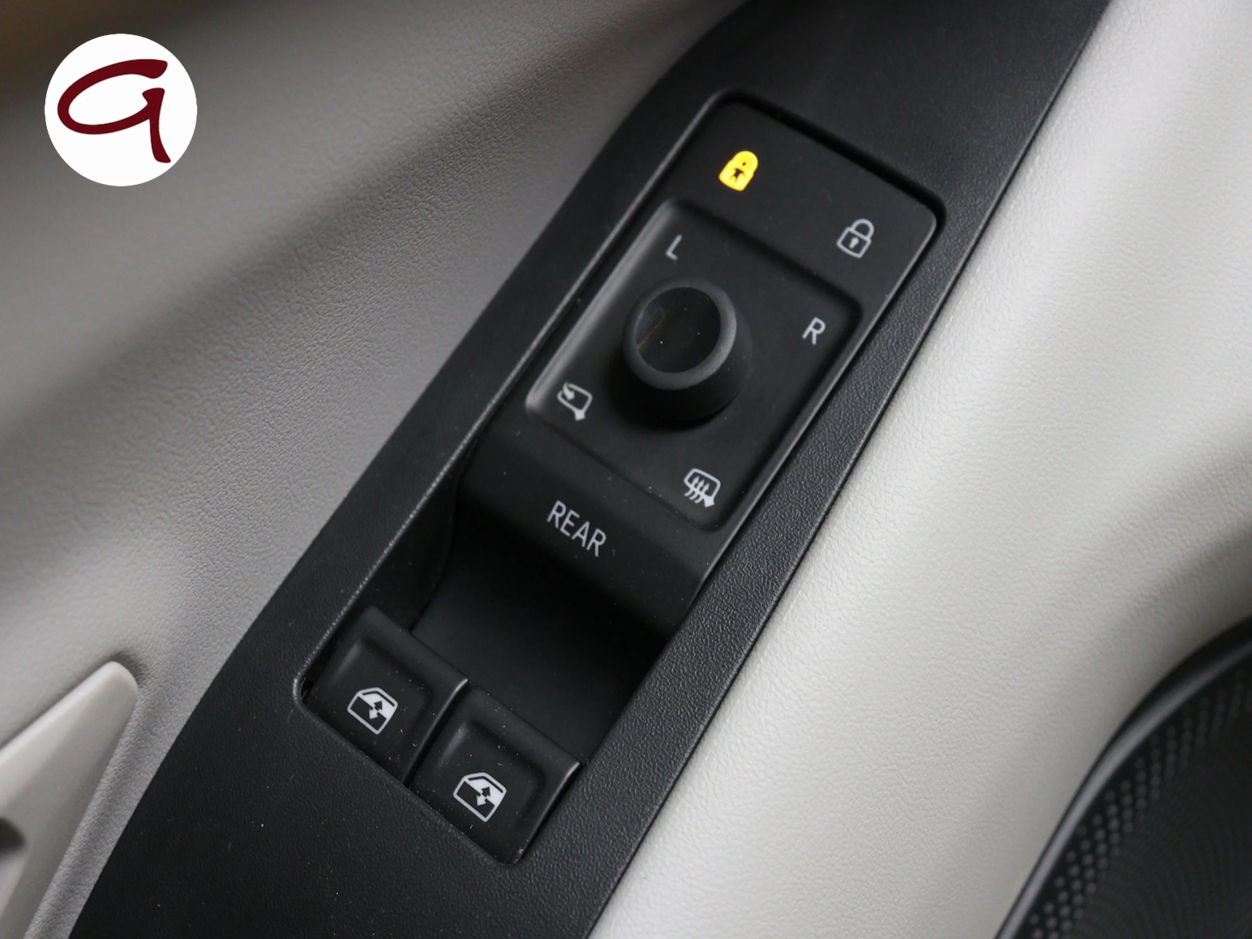 Ford Capri CX740L Premium R. Ext. RWD 77kWh 210 kW (286 CV) - Foto 10