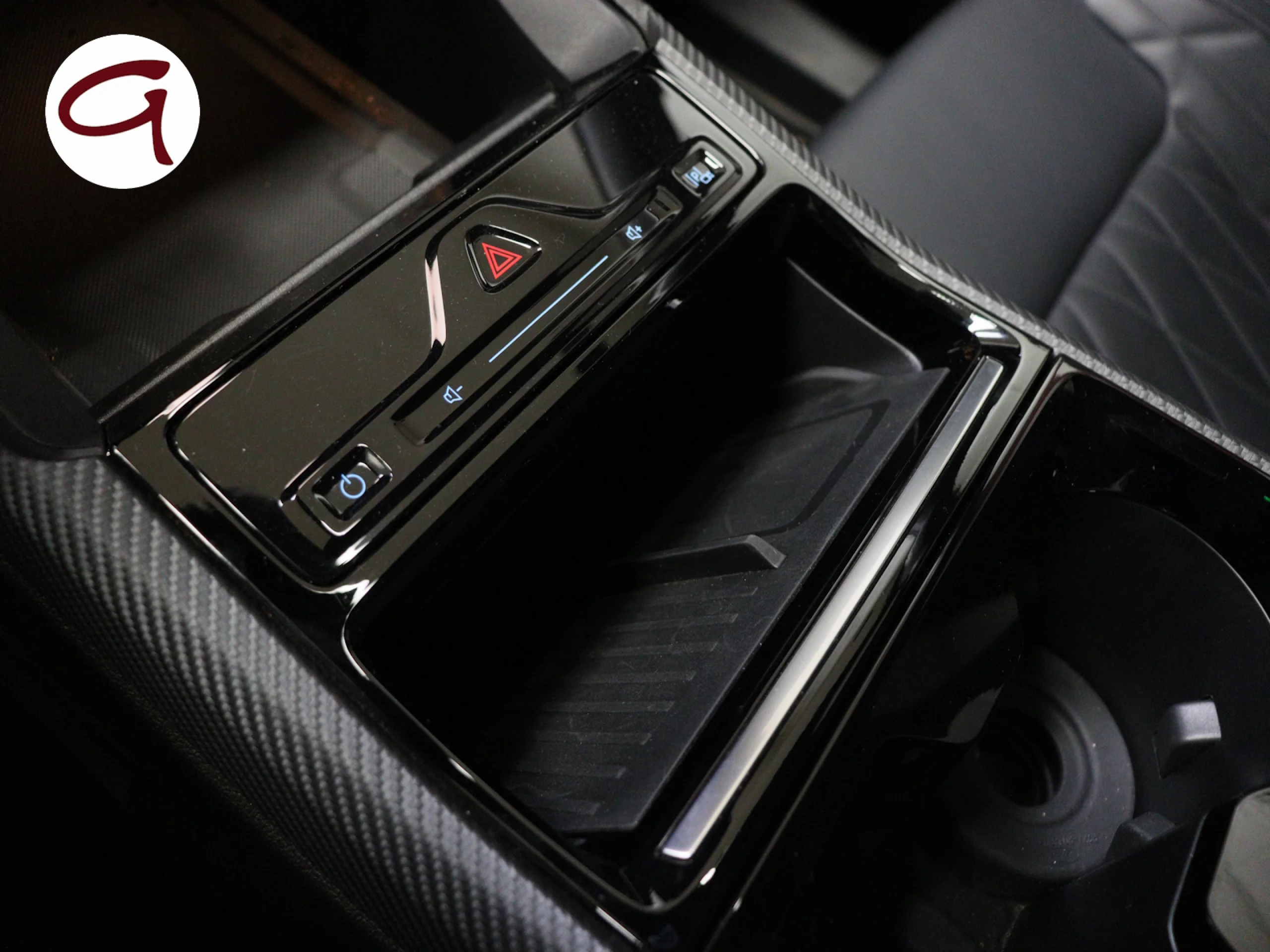 Ford Capri CX740L Premium R. Ext. RWD 77kWh 210 kW (286 CV) - Foto 23