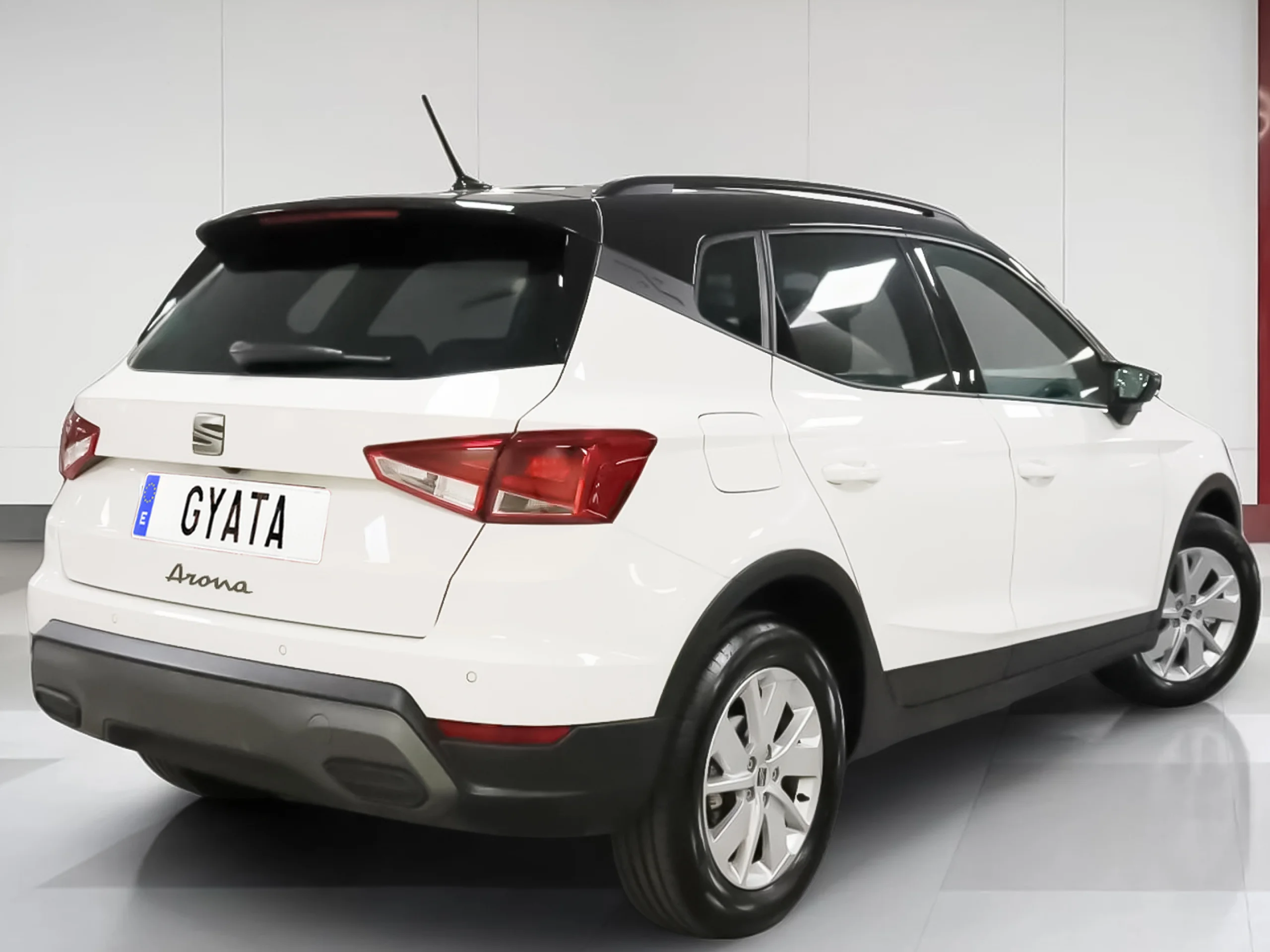 SEAT Arona 1.0 TSI S&S Style+ 85 kW (115 CV) - Foto 2