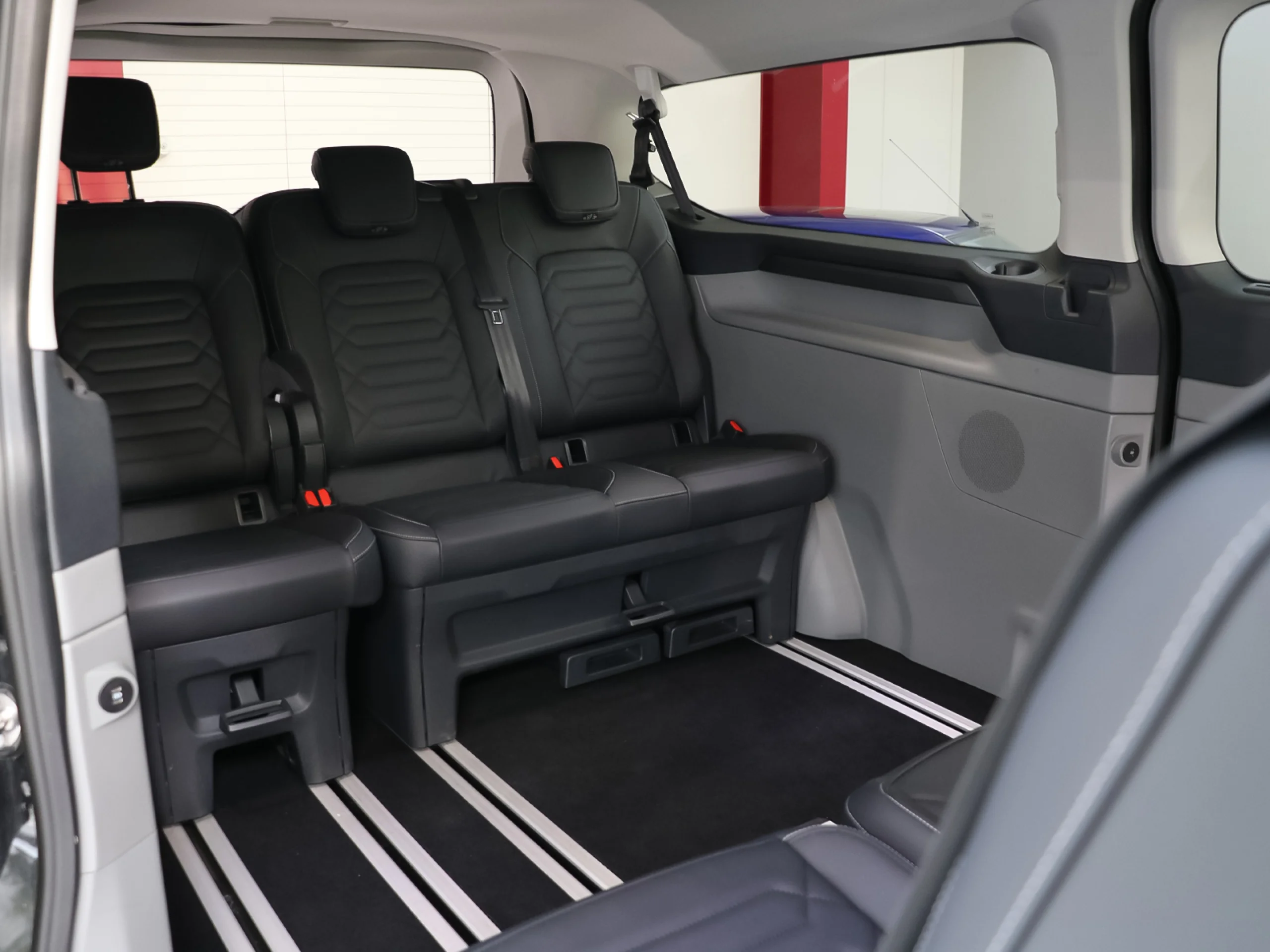 Ford Tourneo Custom BEV 64kWh Titanium X L2 Auto 160 kW (218 CV) - Foto 10