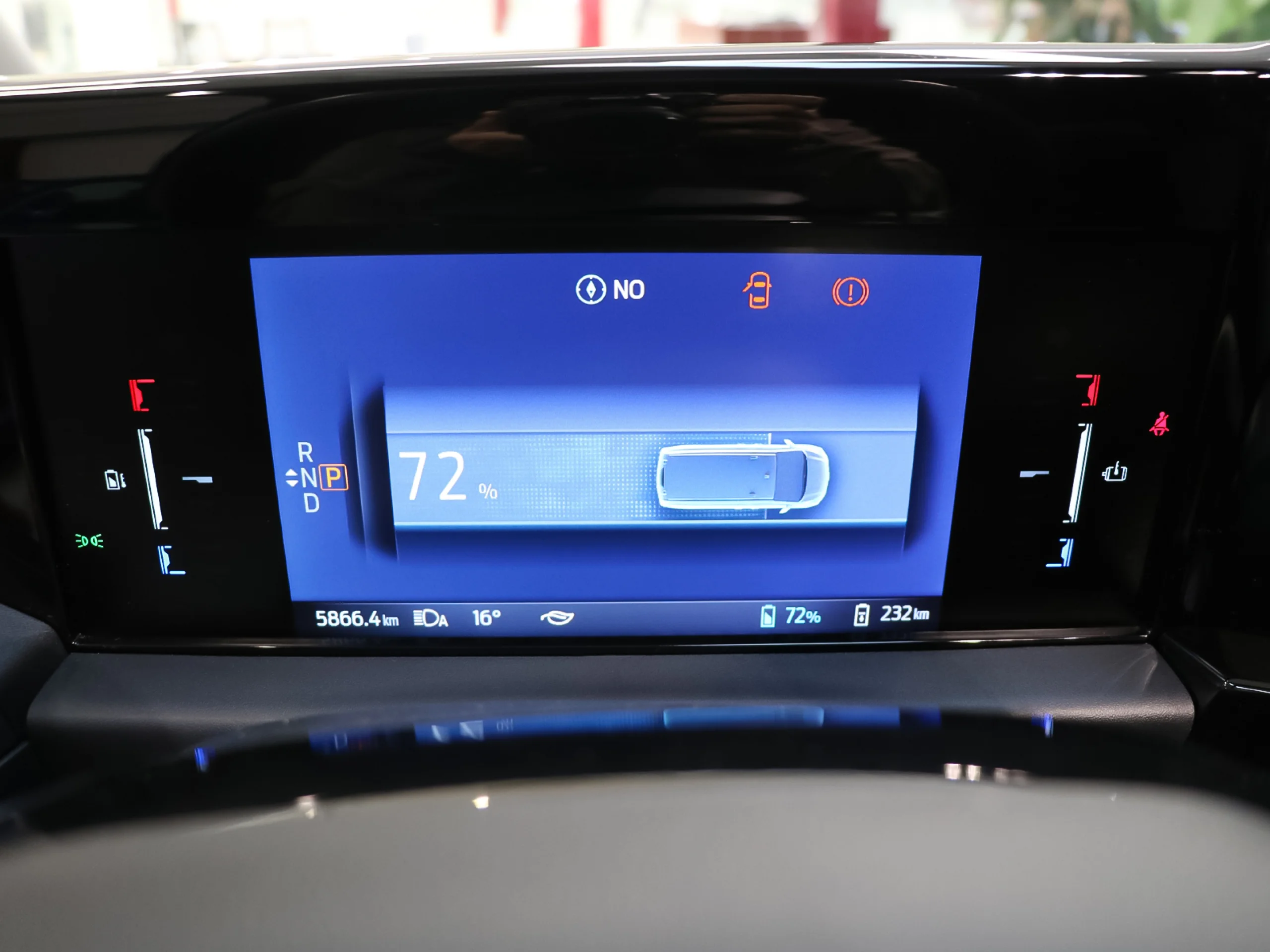 Ford Tourneo Custom BEV 64kWh Titanium X L2 Auto 160 kW (218 CV) - Foto 20