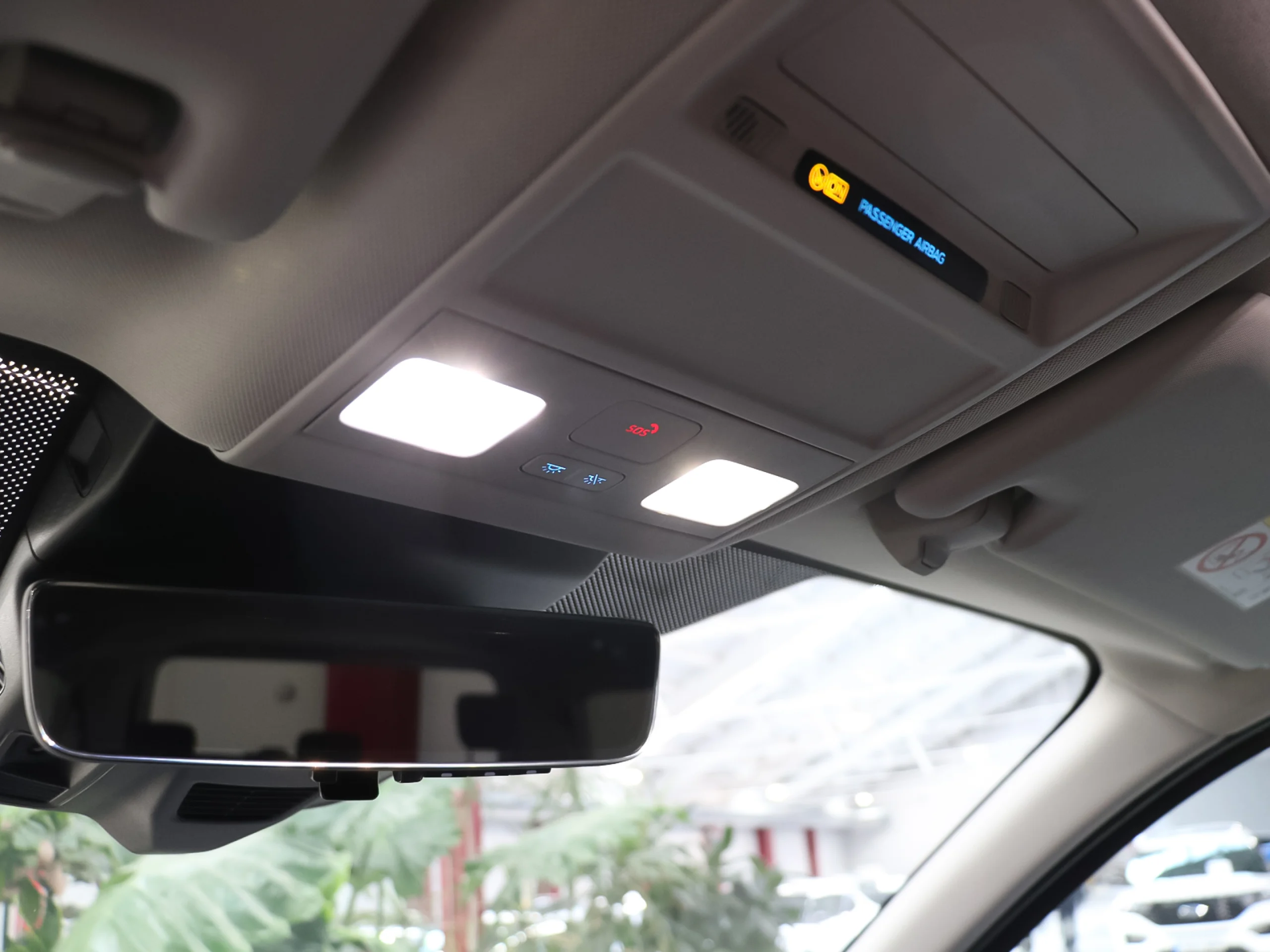 Ford Tourneo Custom BEV 64kWh Titanium X L2 Auto 160 kW (218 CV) - Foto 23