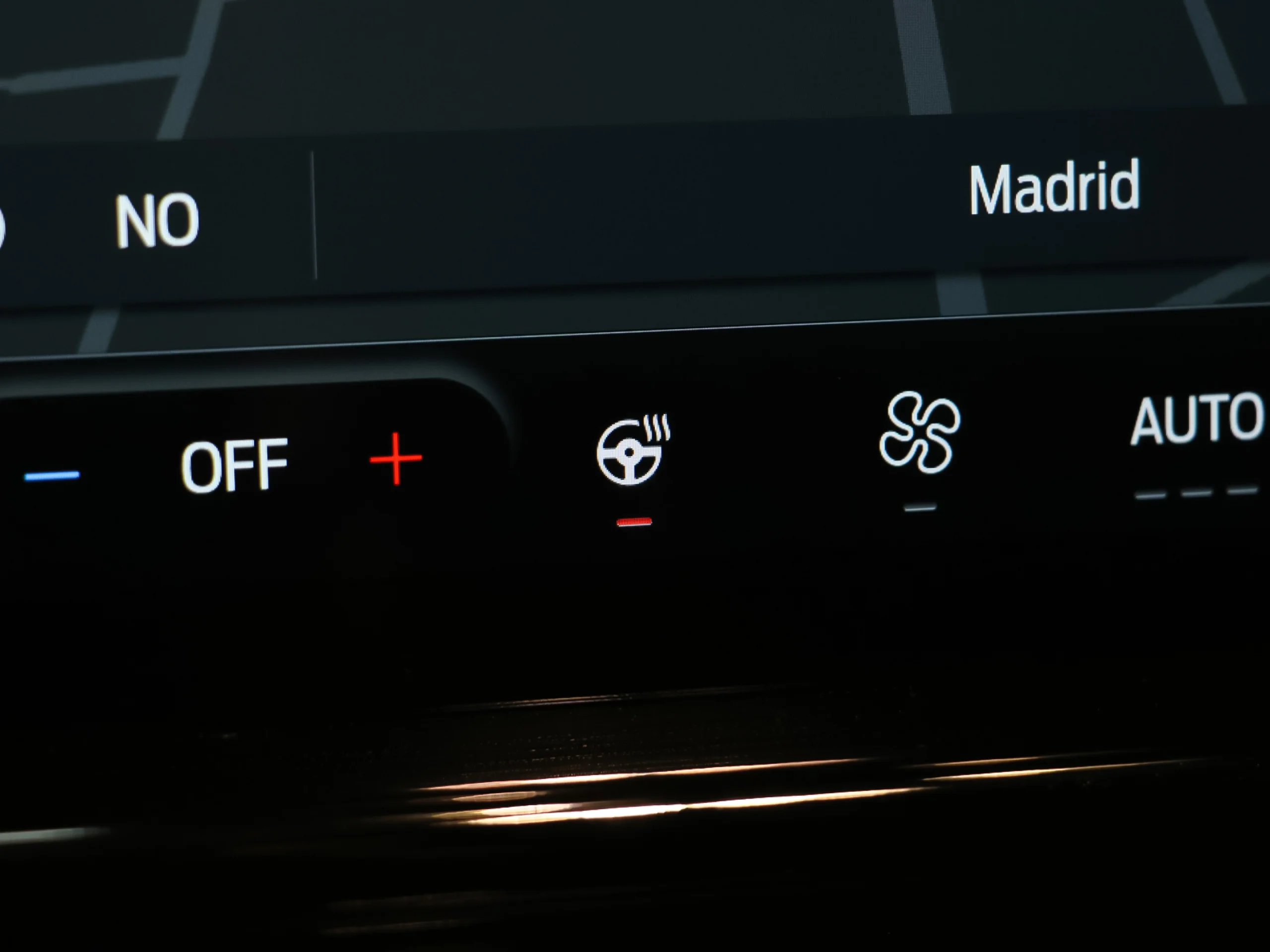 Ford Tourneo Custom BEV 64kWh Titanium X L2 Auto 160 kW (218 CV) - Foto 28