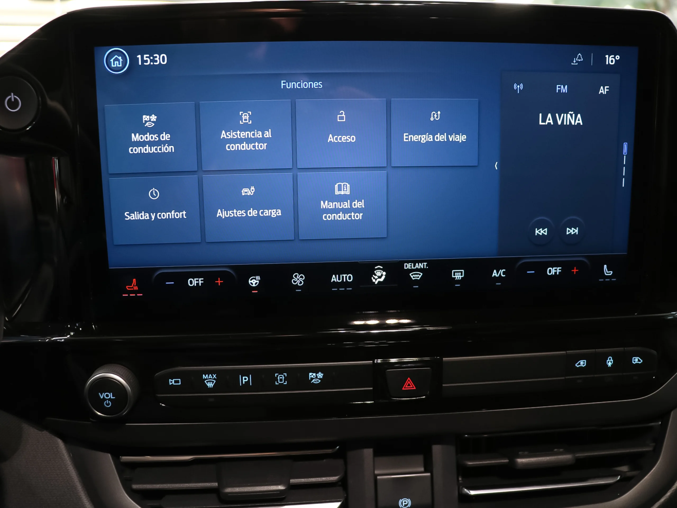 Ford Tourneo Custom BEV 64kWh Titanium X L2 Auto 160 kW (218 CV) - Foto 33