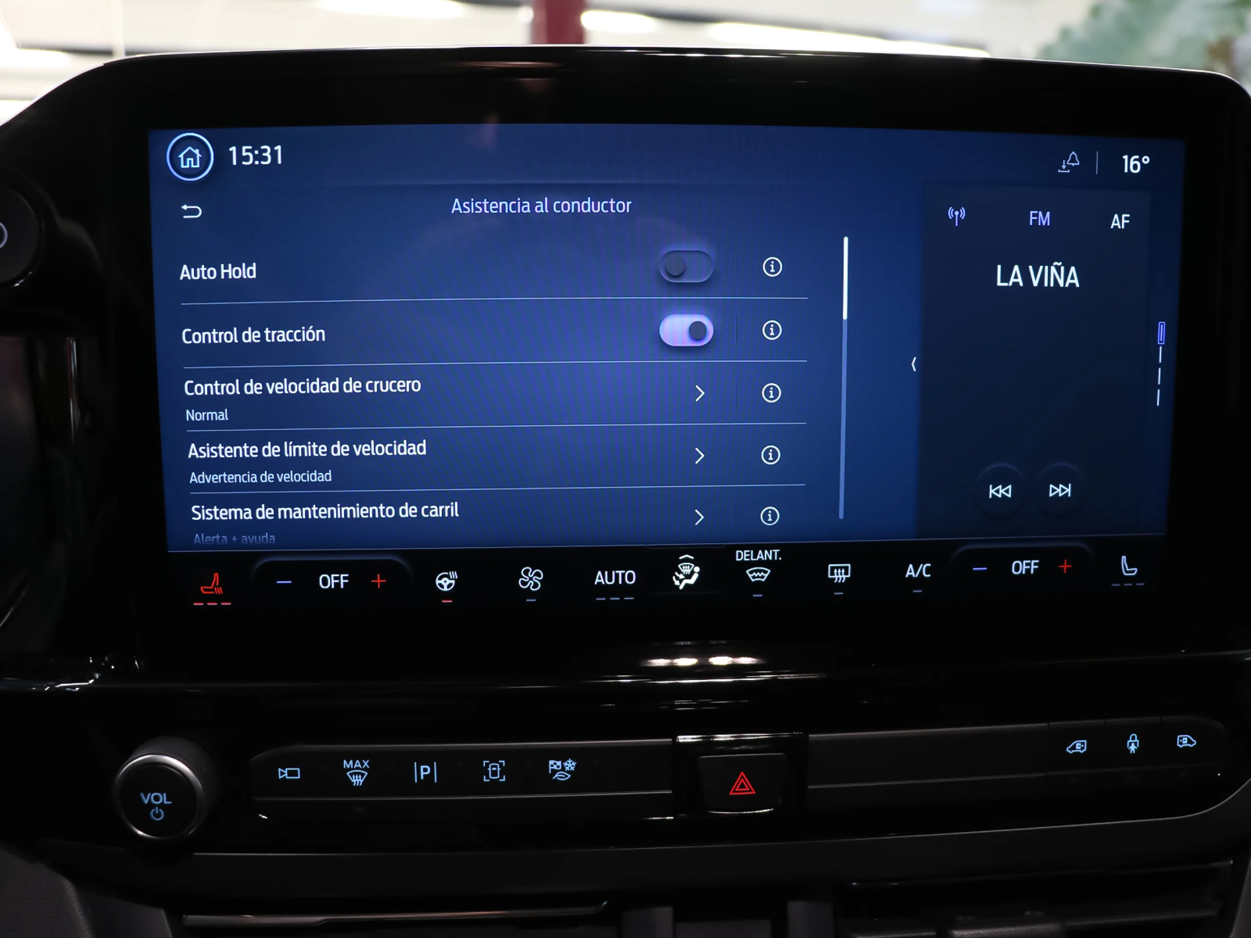 Ford Tourneo Custom BEV 64kWh Titanium X L2 Auto 160 kW (218 CV) - Foto 38