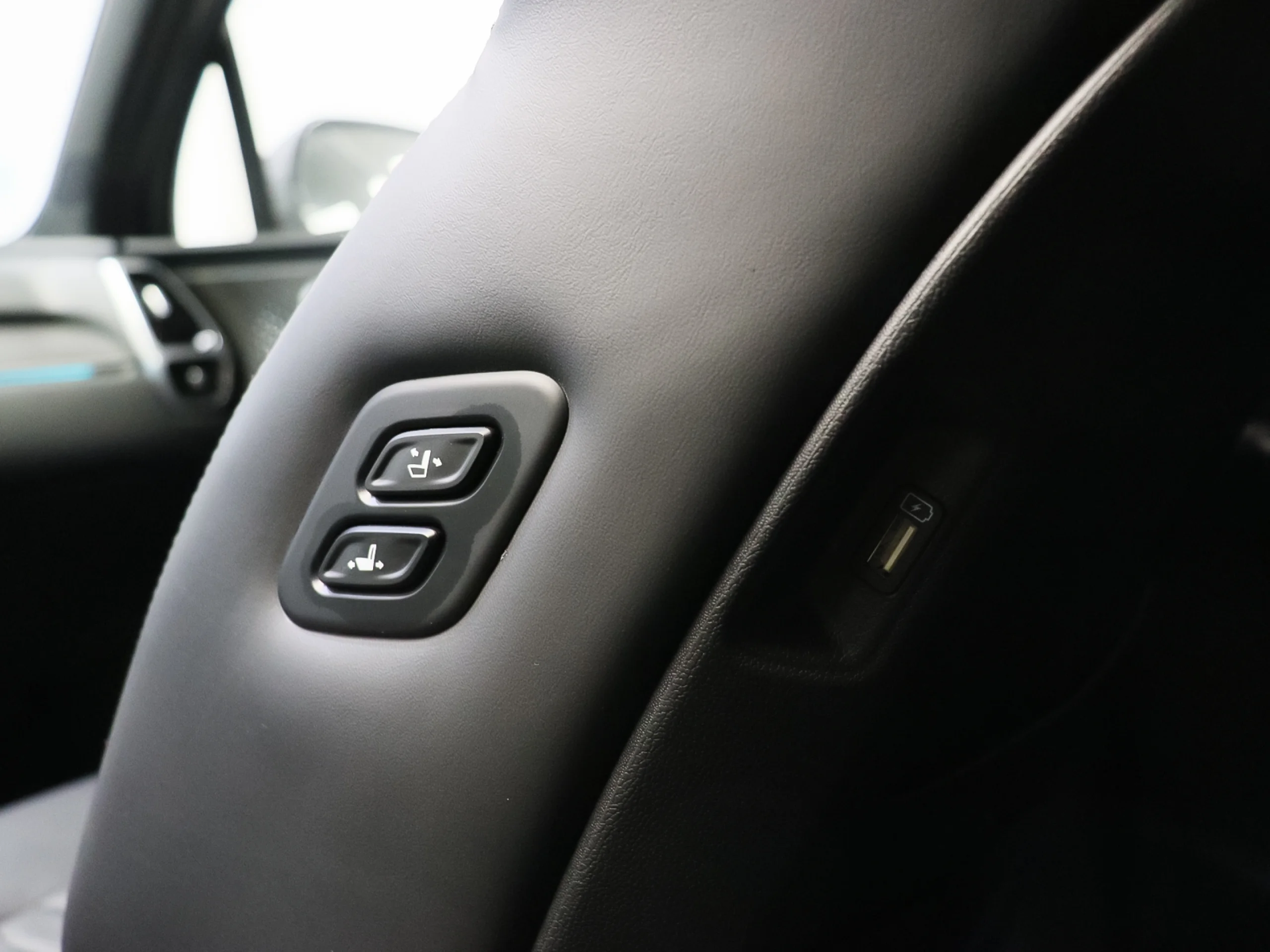 Kia Sorento 1.6 T-GDi HEV Emotion 4x2 169 kW (230 CV) - Foto 8