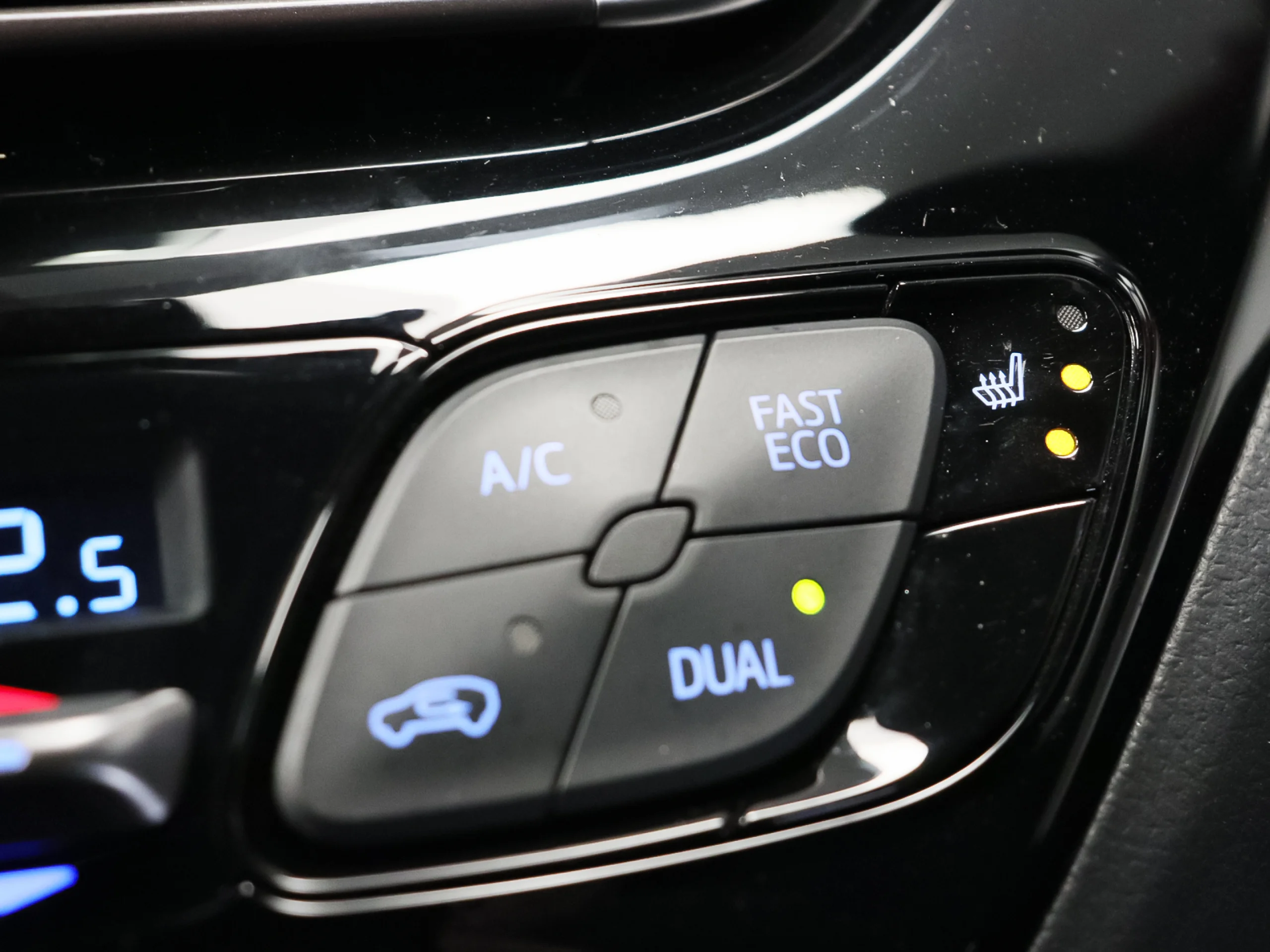 Toyota C-HR 180H GR Sport 135 kW (184 CV) - Foto 29