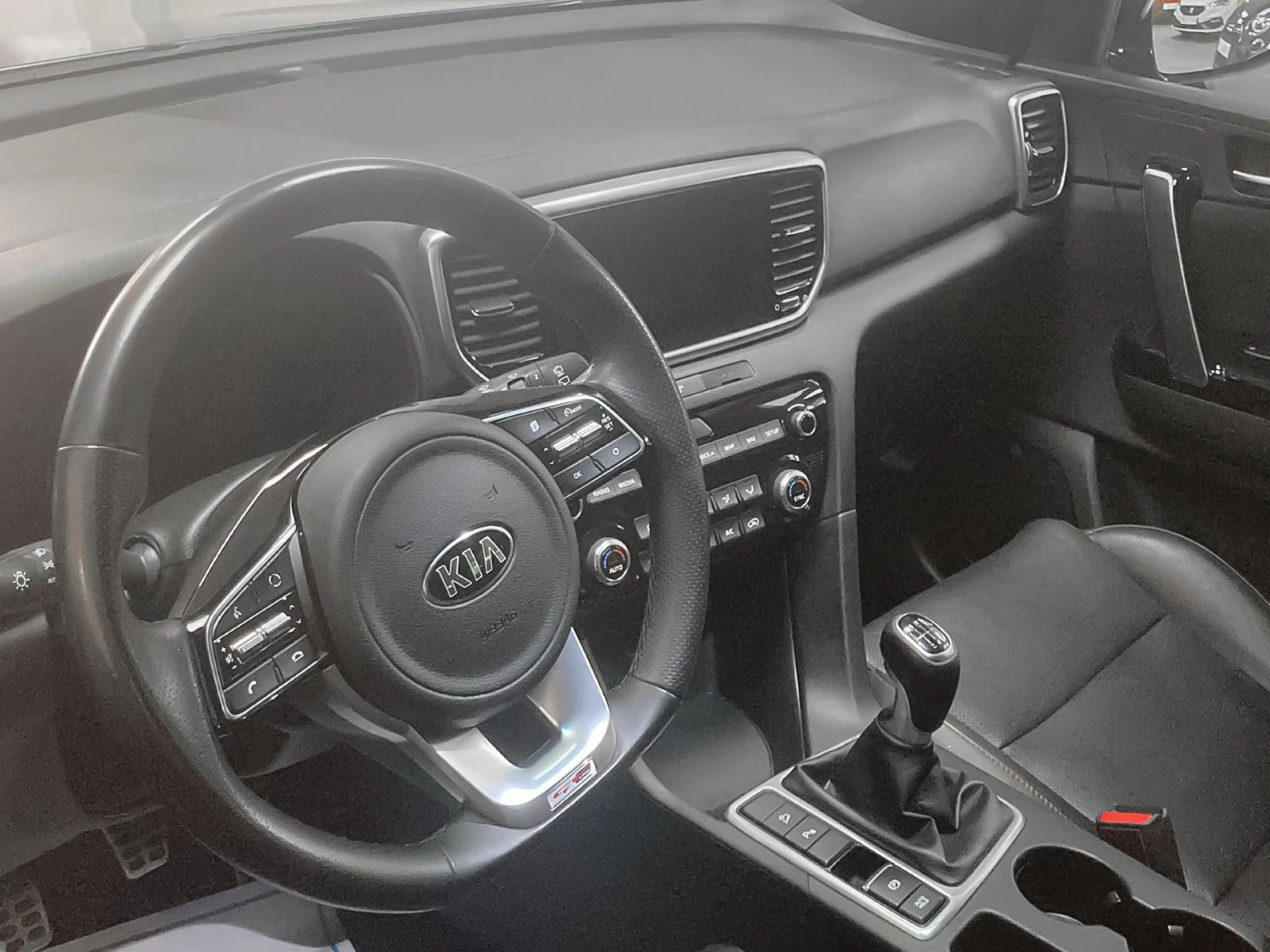 Kia Sportage 1.6 T-GDi GT Line Essential 4x2 130 kW (177 CV) - Foto 3