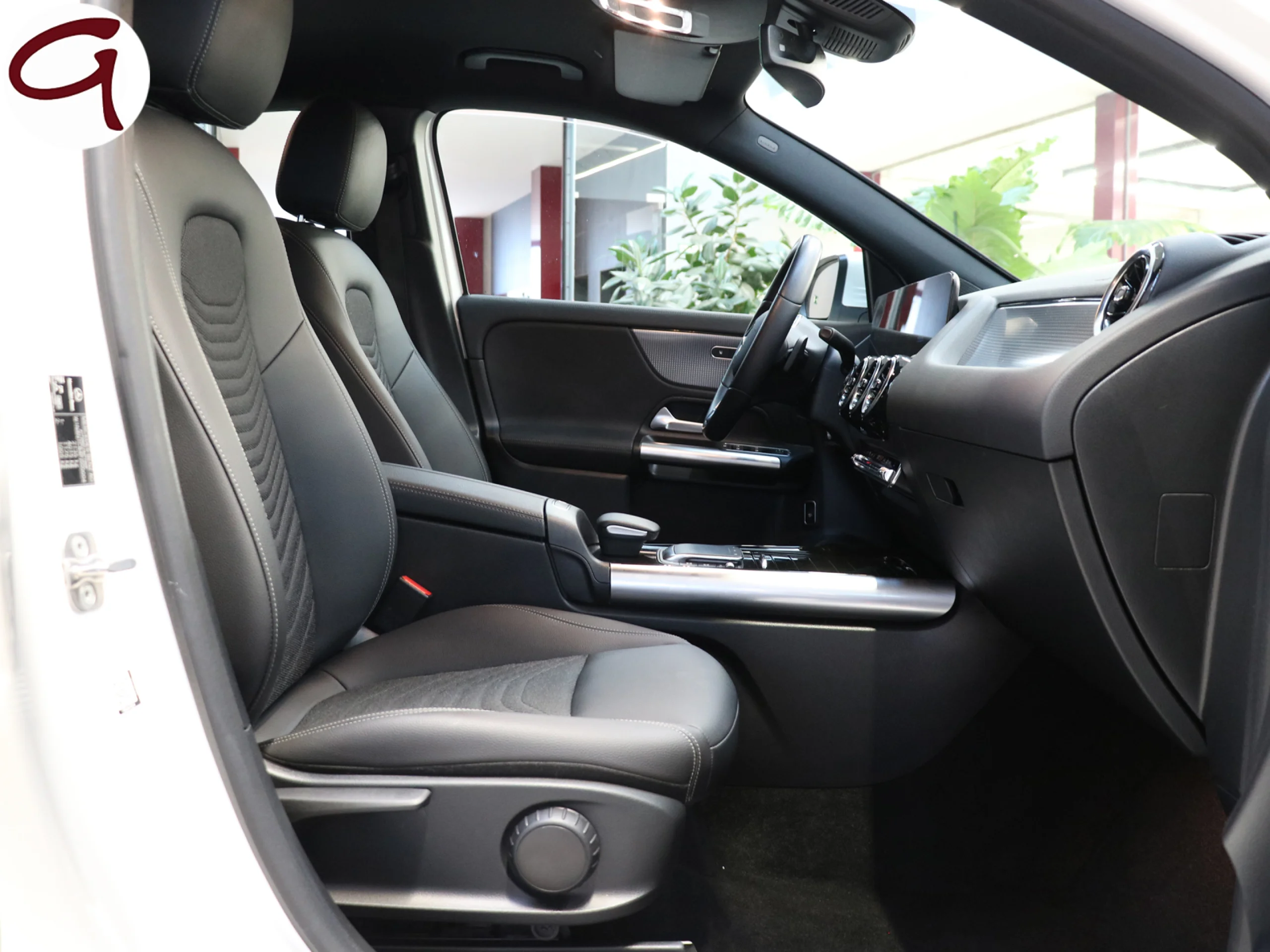 Mercedes-Benz GLA 200 D 110 kW (150 CV) - Foto 6