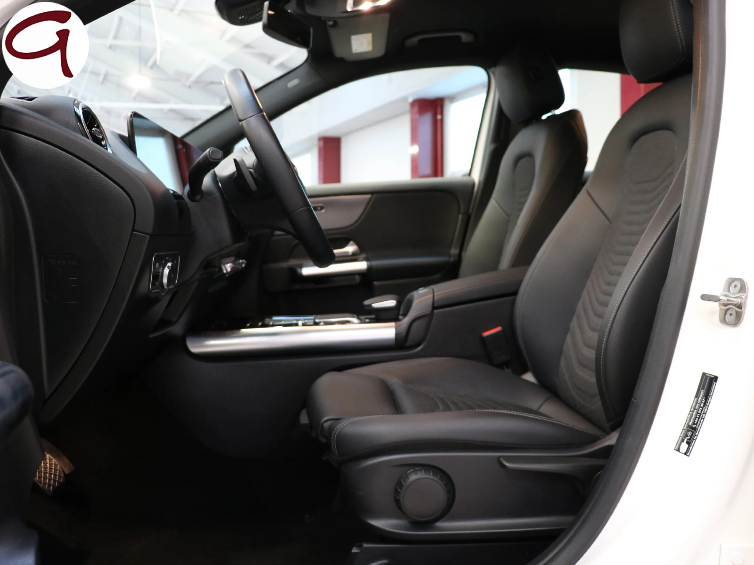 Mercedes-Benz GLA 200 D 110 kW (150 CV) - Foto 7