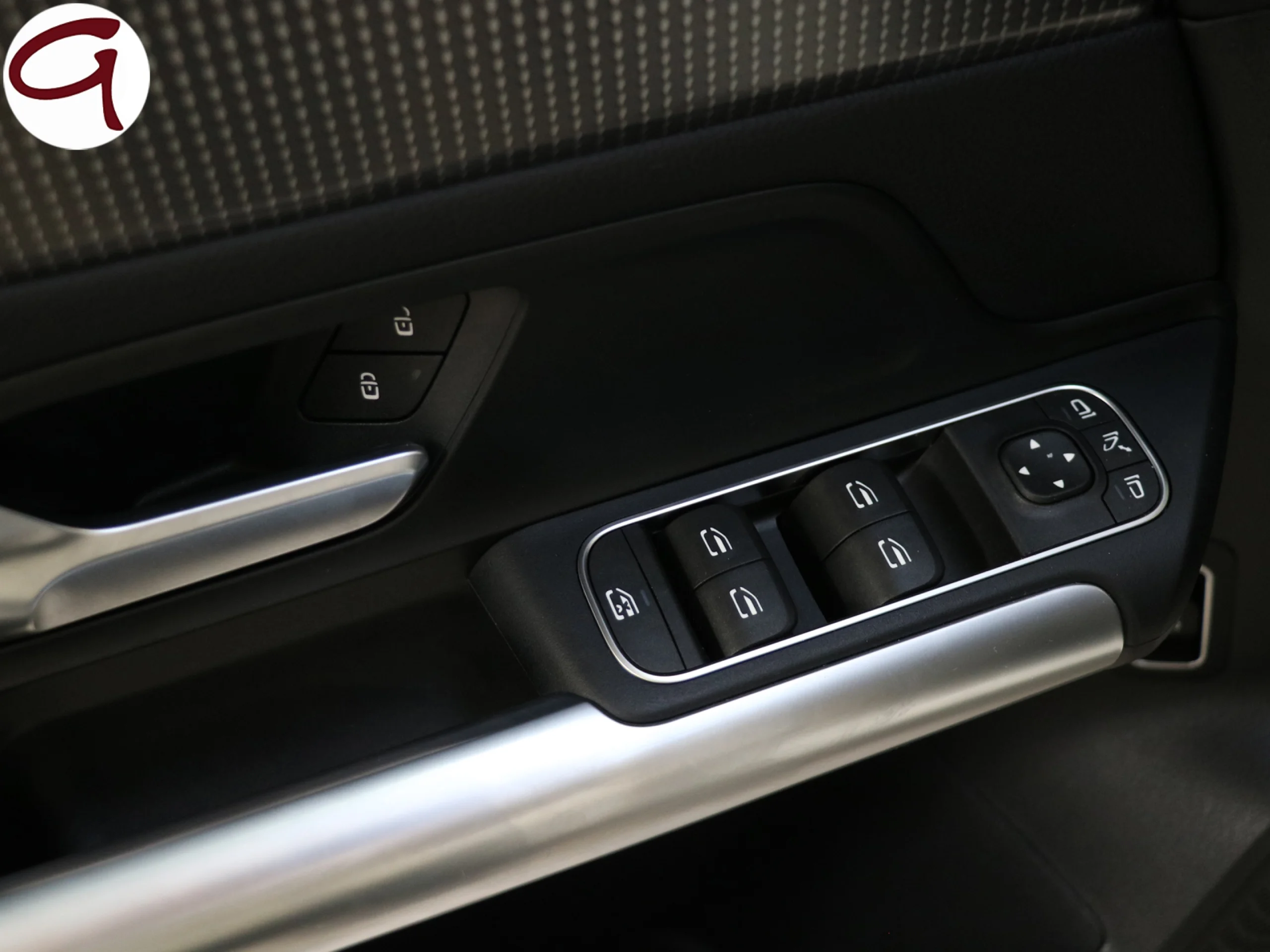 Mercedes-Benz GLA 200 D 110 kW (150 CV) - Foto 39