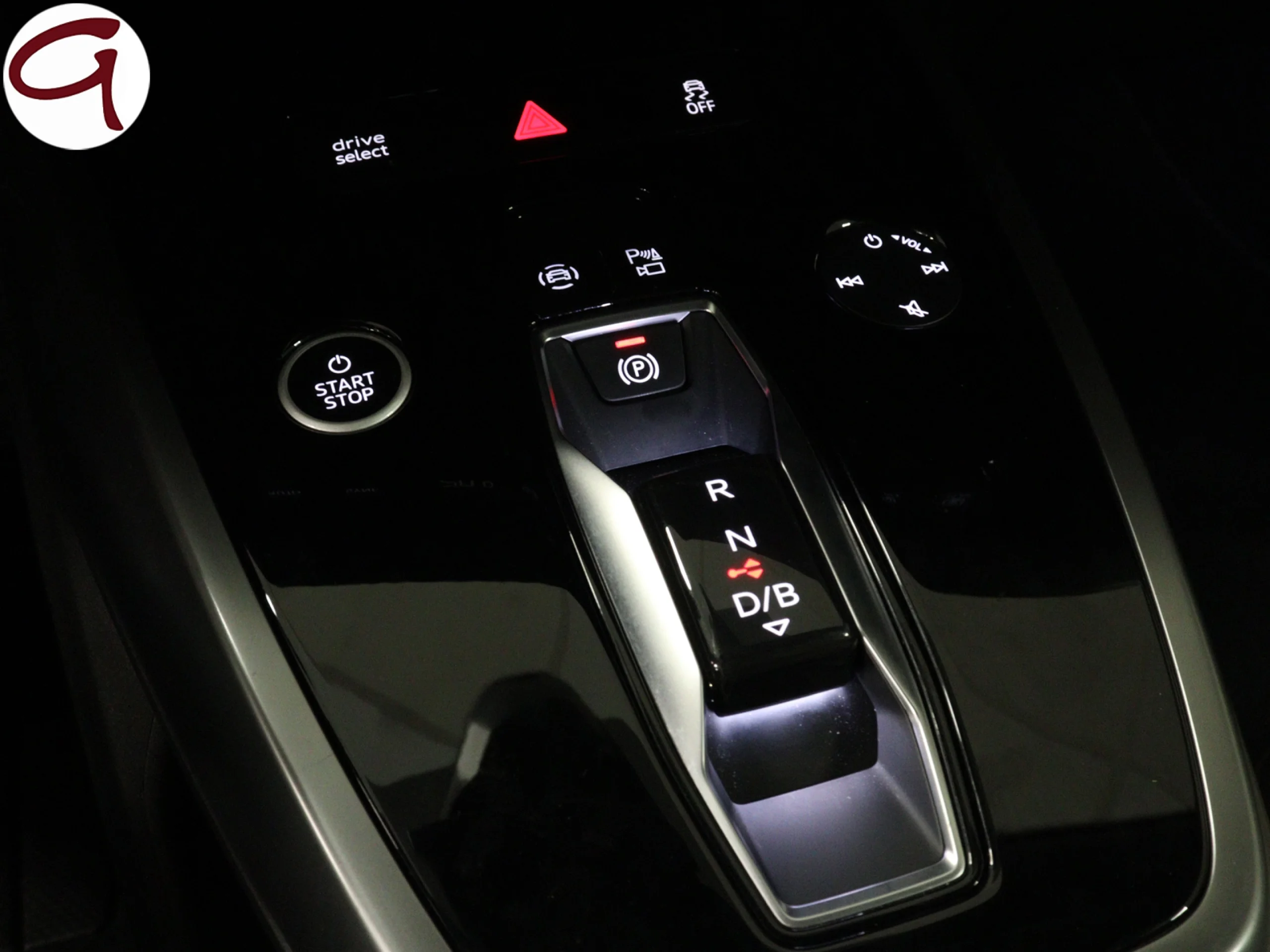 Audi Q4 e-tron 40 e-tron 150 kW (204 CV) - Foto 38