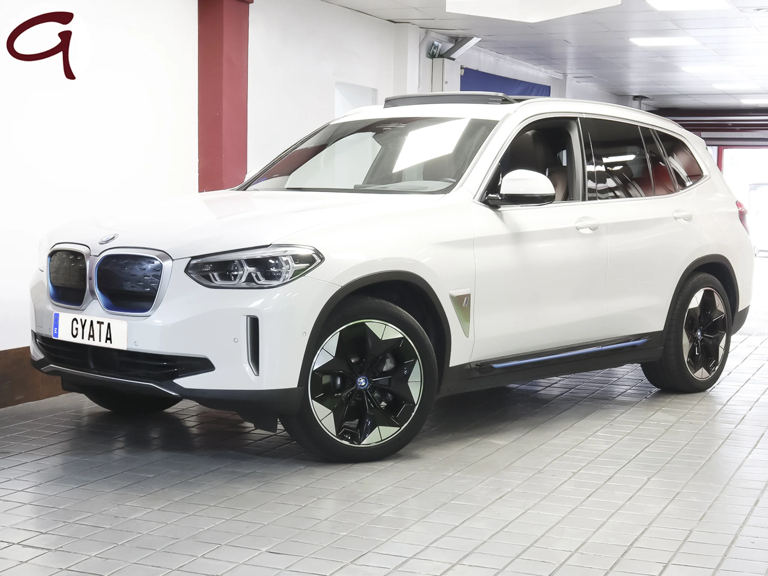 BMW IX3 Impressive 80 kWh 210 kW (286 CV) - Foto 2