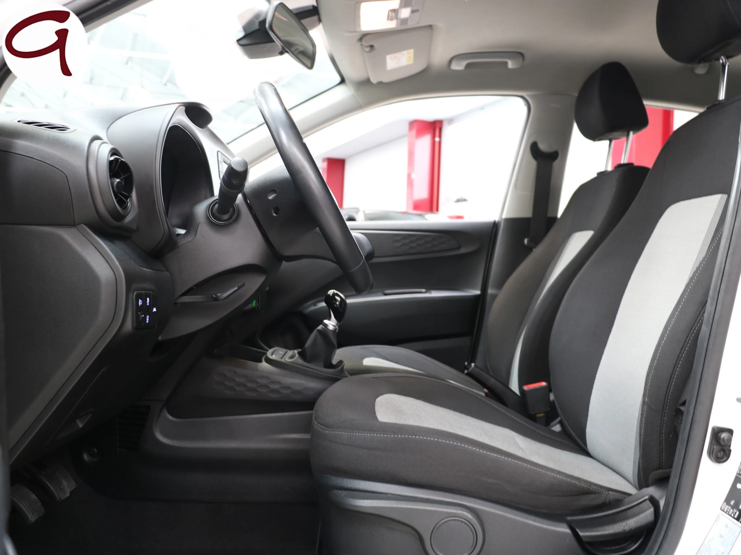 Hyundai I10 1.0 Essence 49 kW (67 CV) - Foto 7