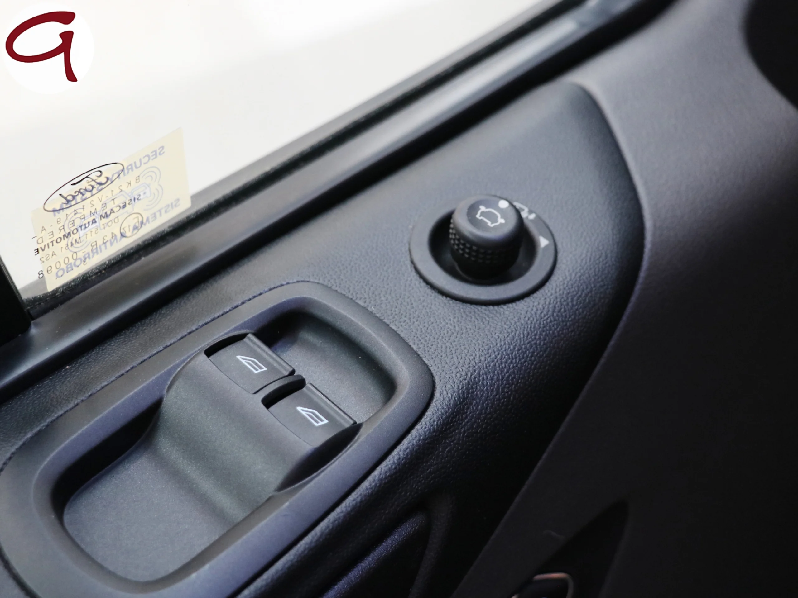 Ford Transit Custom Kombi 2.0 TDCI 320 L1 Trend 96 kW (130 CV) - Foto 37