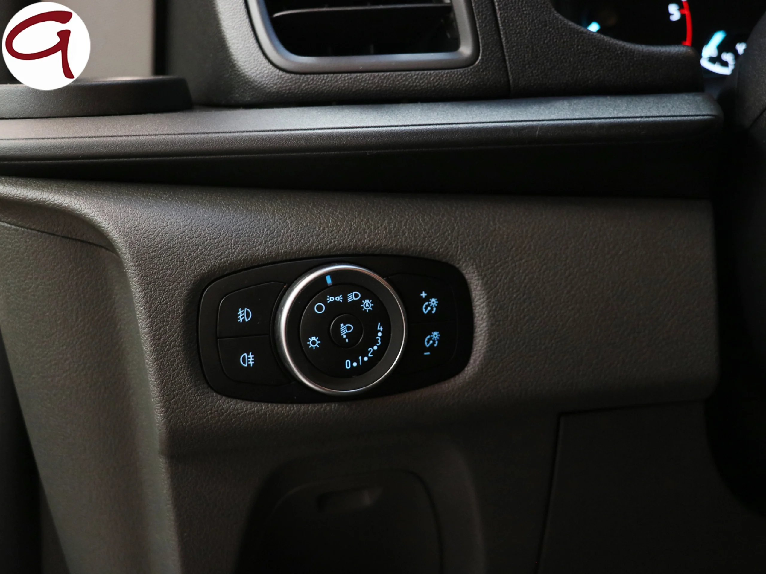 Ford Transit Custom Kombi 2.0 TDCI 320 L1 Trend 96 kW (130 CV) - Foto 35