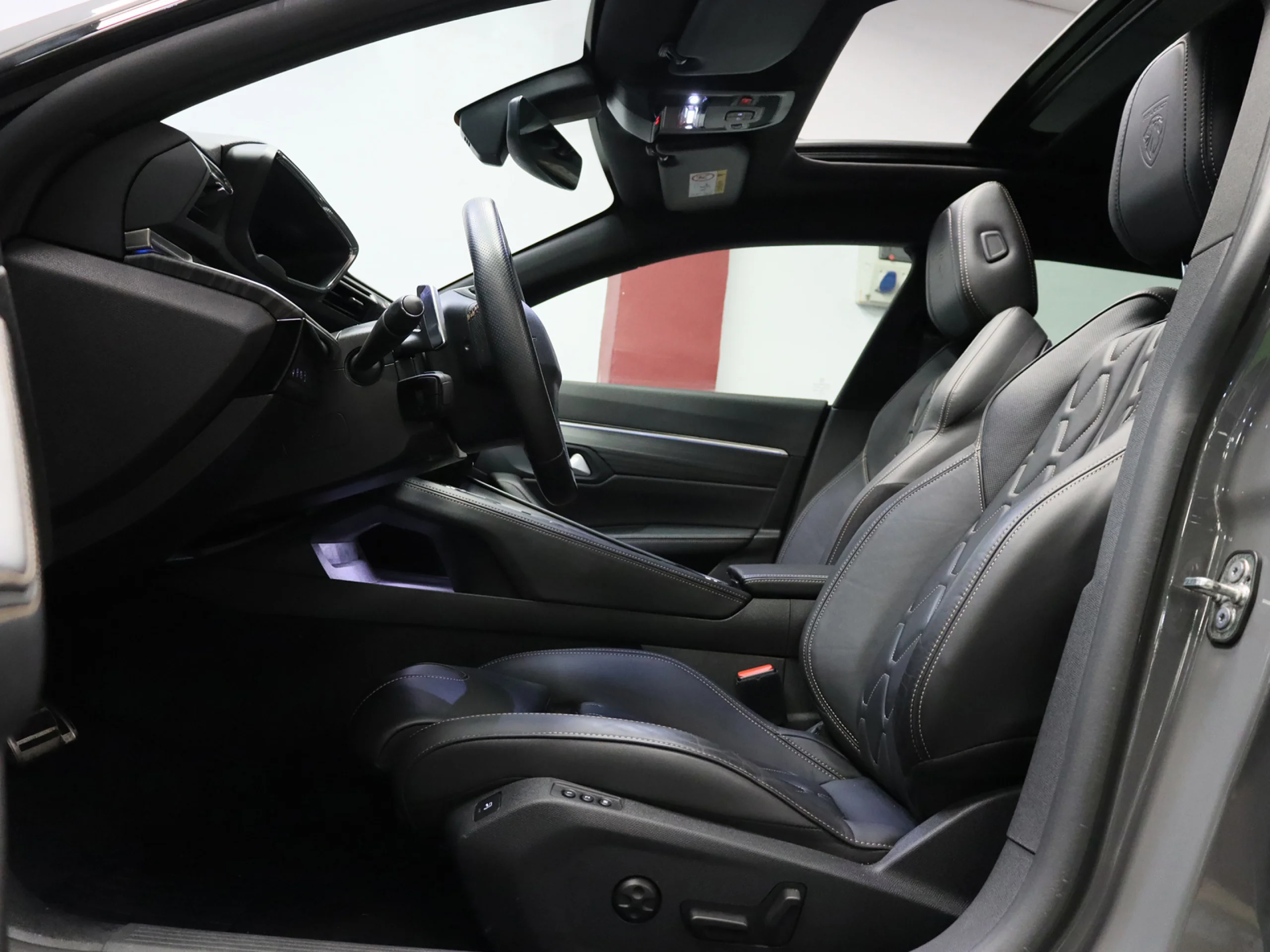 Peugeot 508 sw Hybrid 225 GT e-EAT8 165 kW (225 CV) - Foto 4