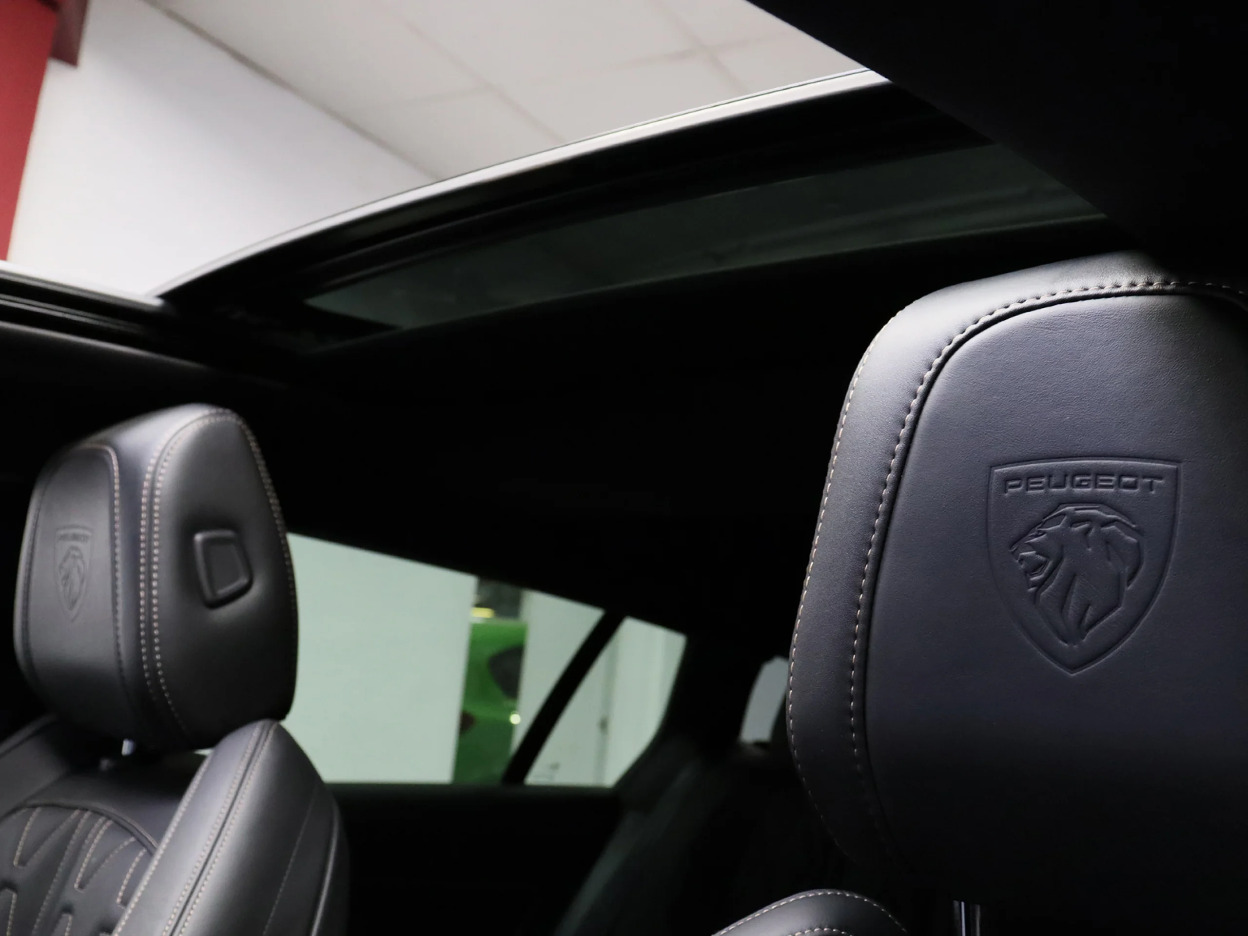 Peugeot 508 sw Hybrid 225 GT e-EAT8 165 kW (225 CV) - Foto 8