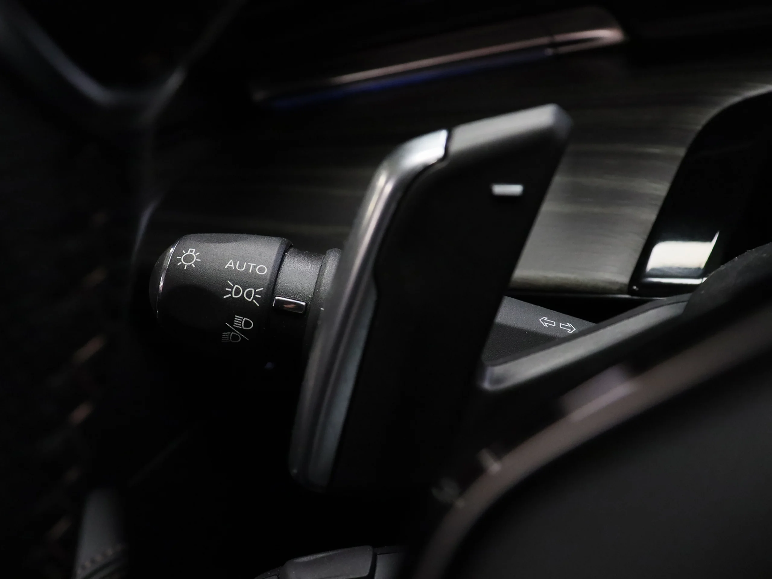 Peugeot 508 sw Hybrid 225 GT e-EAT8 165 kW (225 CV) - Foto 18