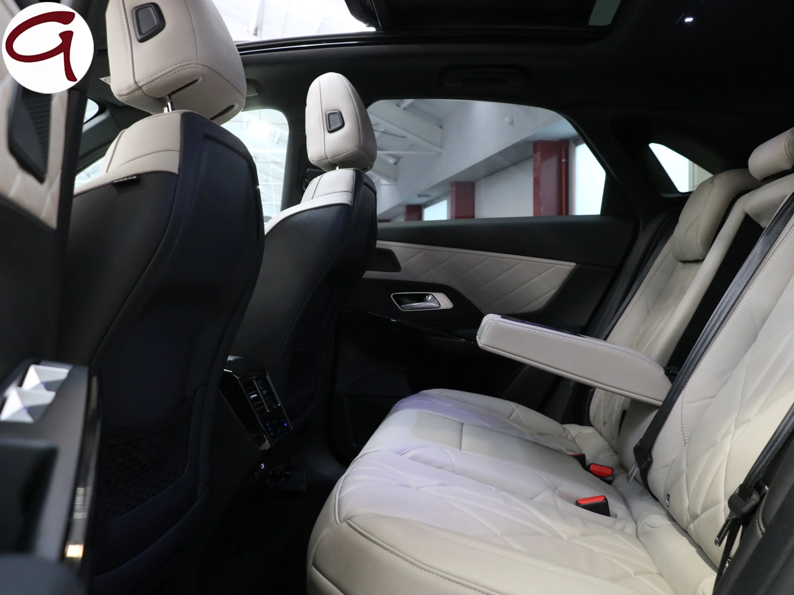 DS DS7 Crossback E-Tense 300 Grand Chic 4WD Auto 221 kW (300 CV) - Foto 12