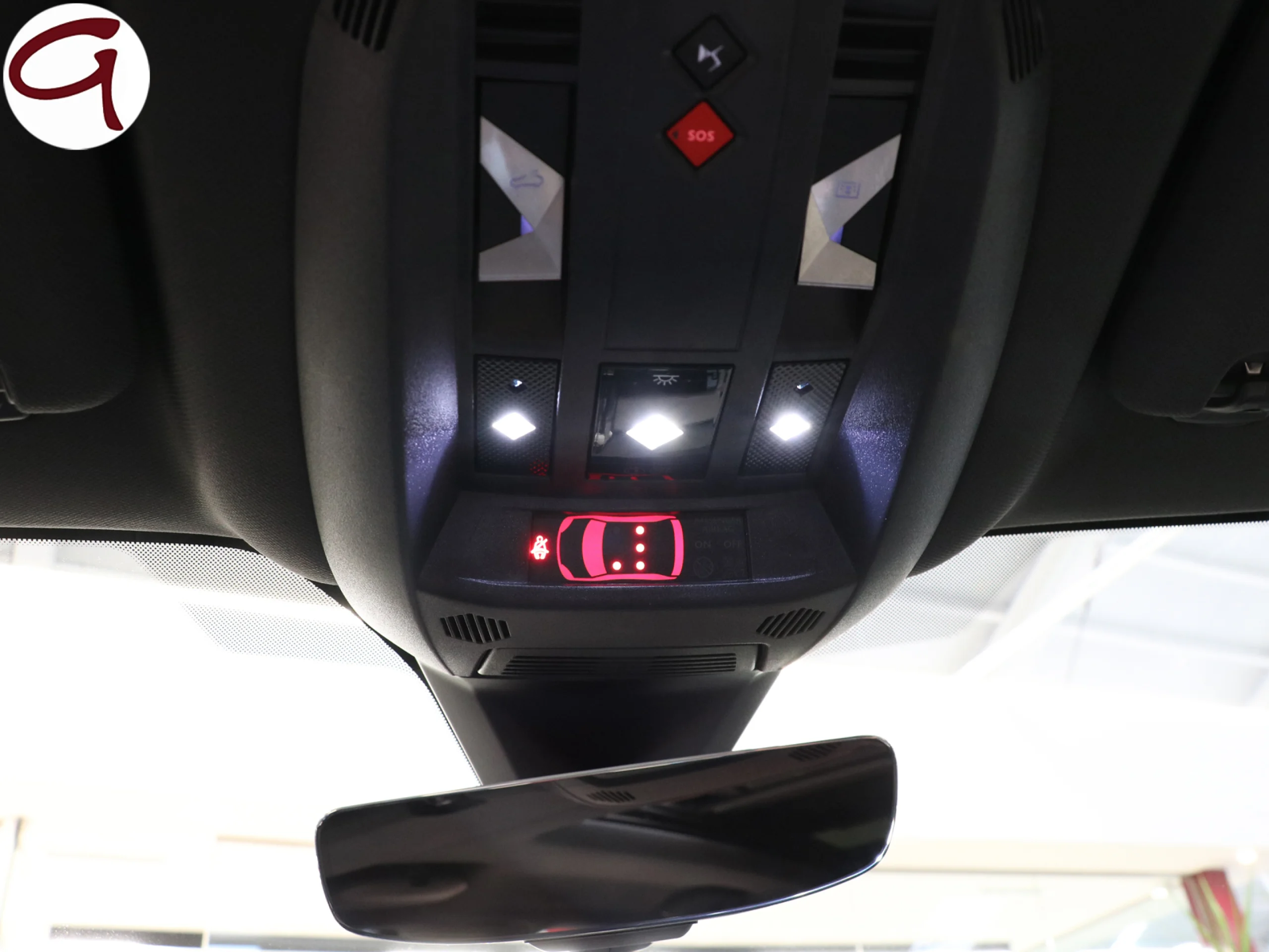 DS DS7 Crossback E-Tense 300 Grand Chic 4WD Auto 221 kW (300 CV) - Foto 16
