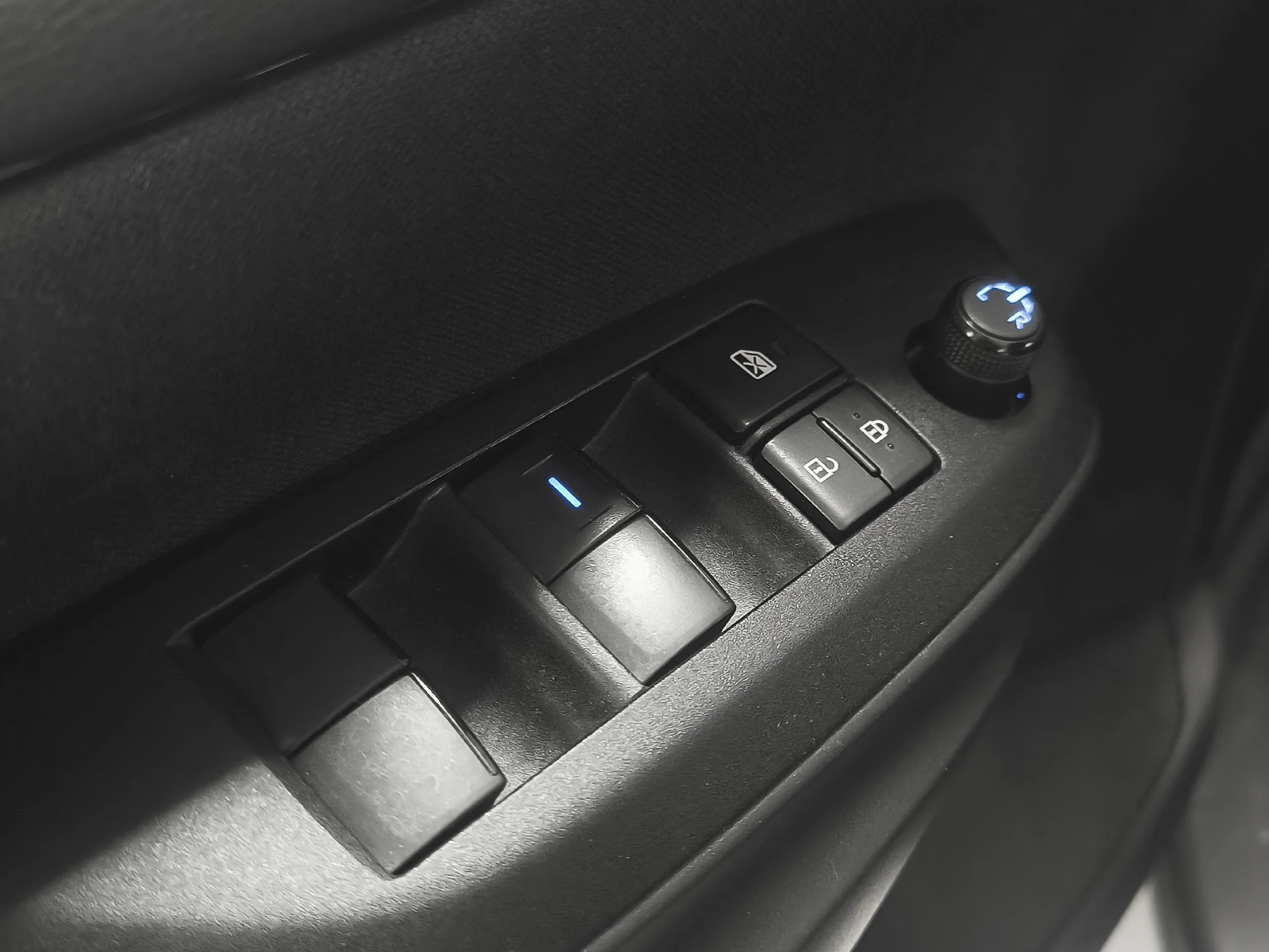 Toyota Yaris 1.5 120H GR-Sport 85 kW (116 CV) - Foto 4