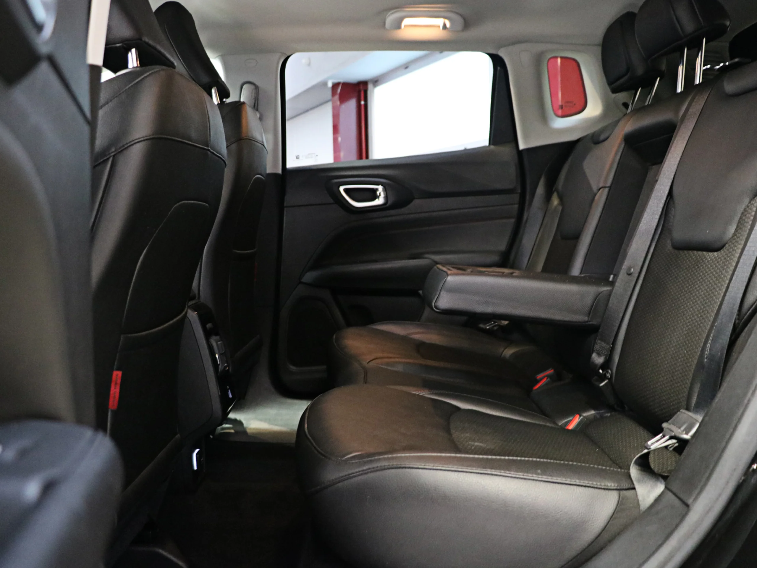 Jeep Compass 1.3 PHEV Trailhawk AWD AT 177 kW (240 CV) - Foto 12