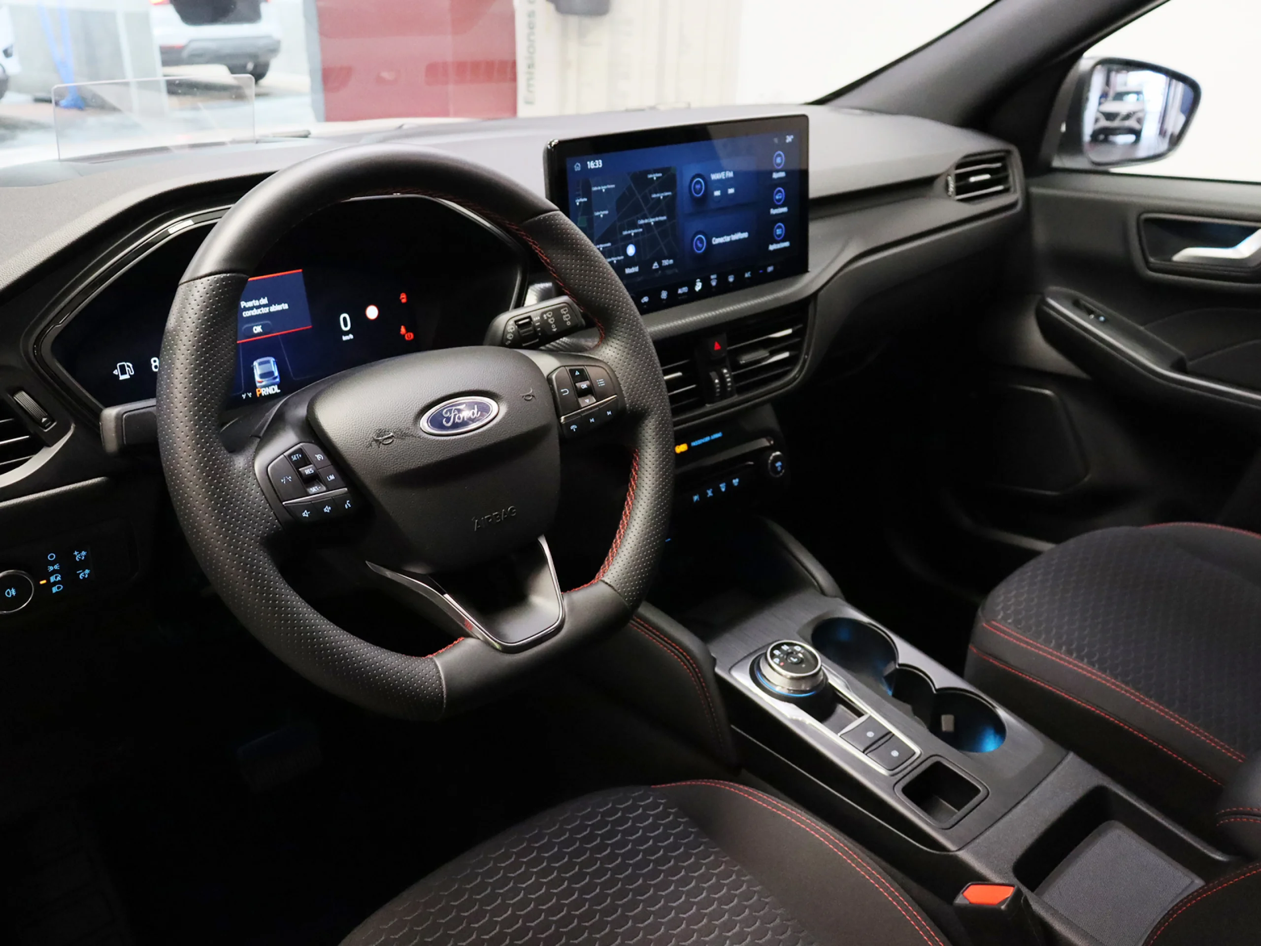 Ford Kuga 2.5 Duratec FHEV ST-Line Auto 132 kW (180 CV) - Foto 8