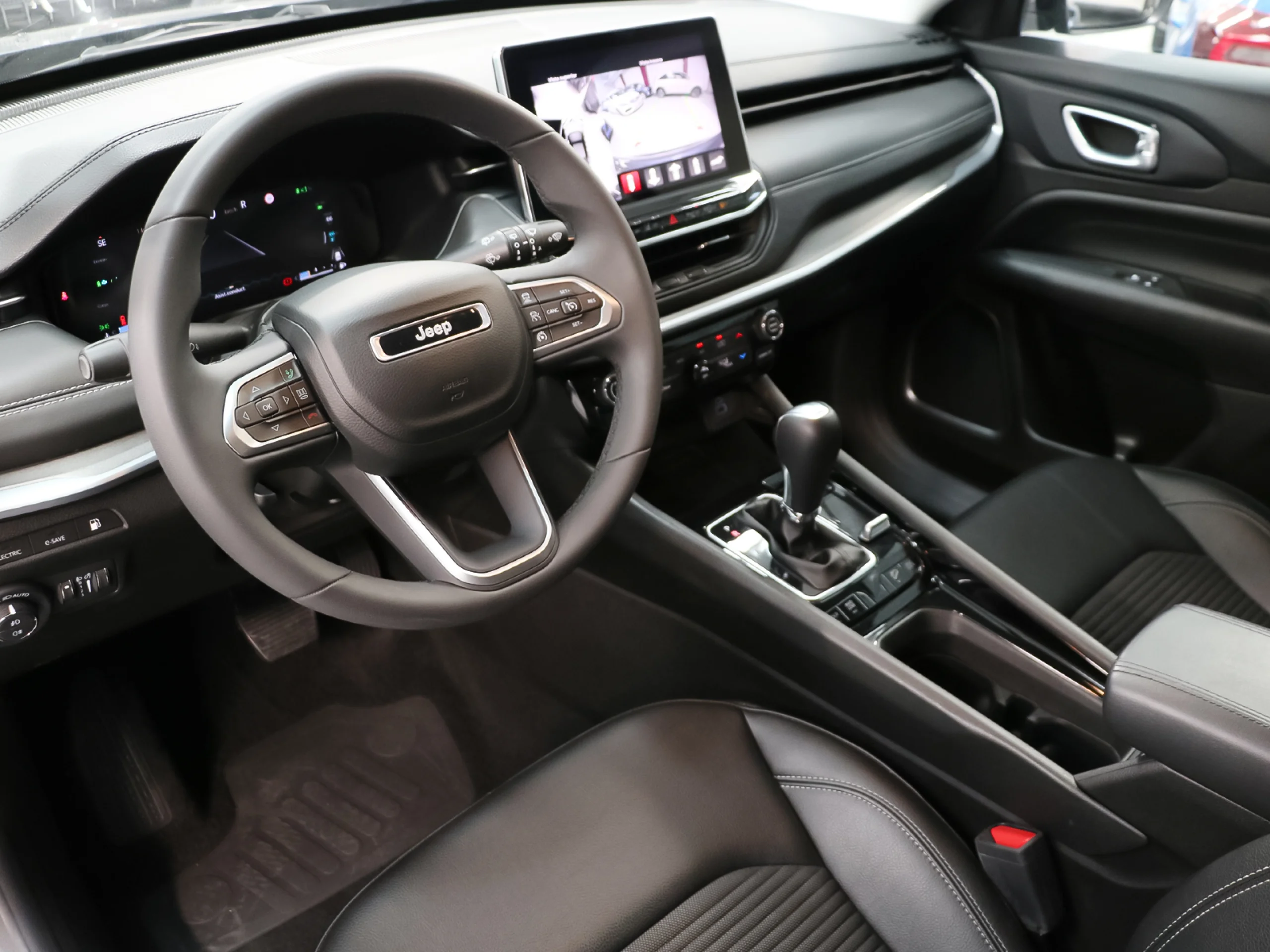 Jeep Compass 1.3 PHEV Limited AWD AT 140 kW (190 CV) - Foto 3