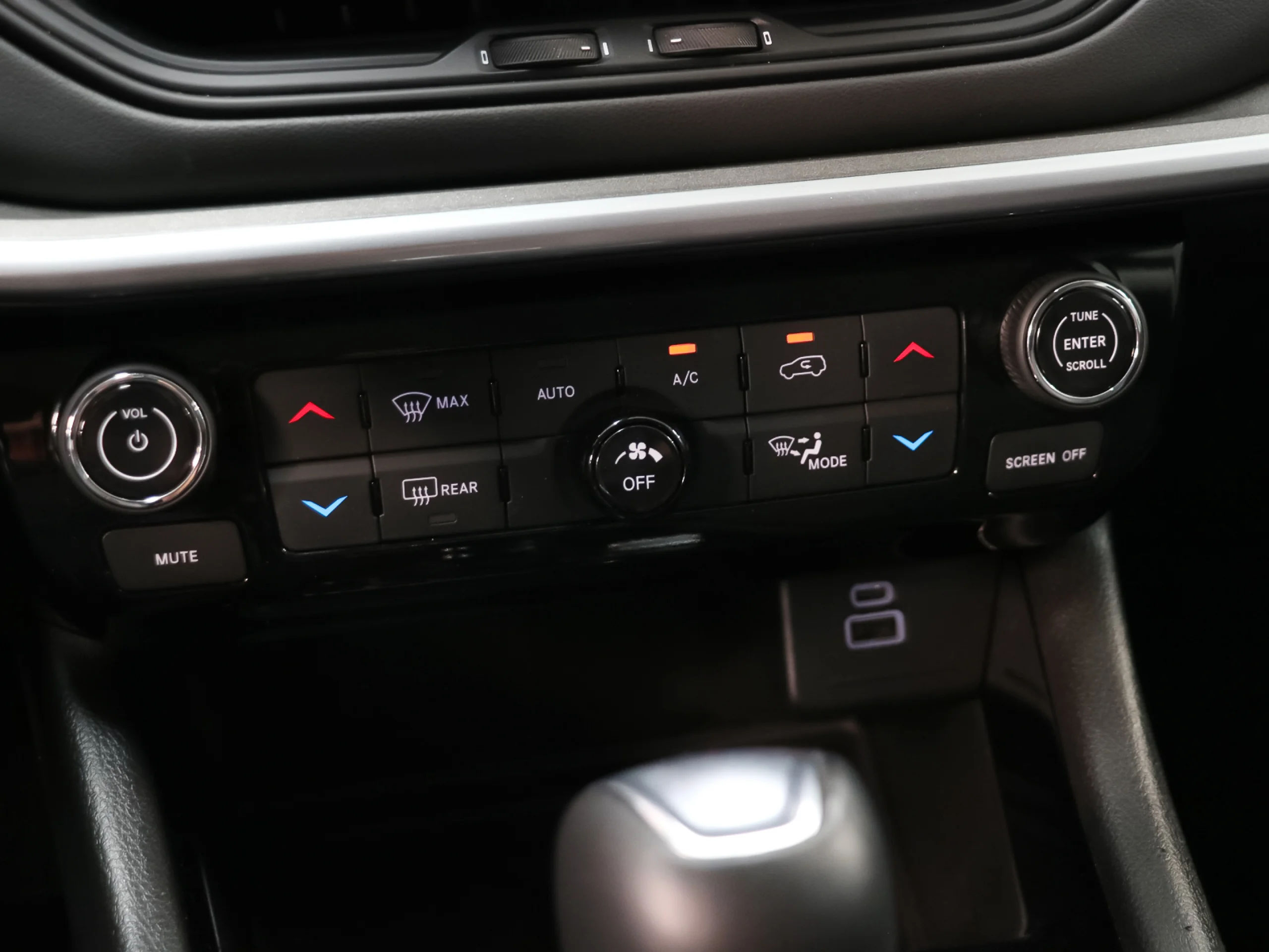 Jeep Compass 1.3 PHEV Limited AWD AT 140 kW (190 CV) - Foto 28