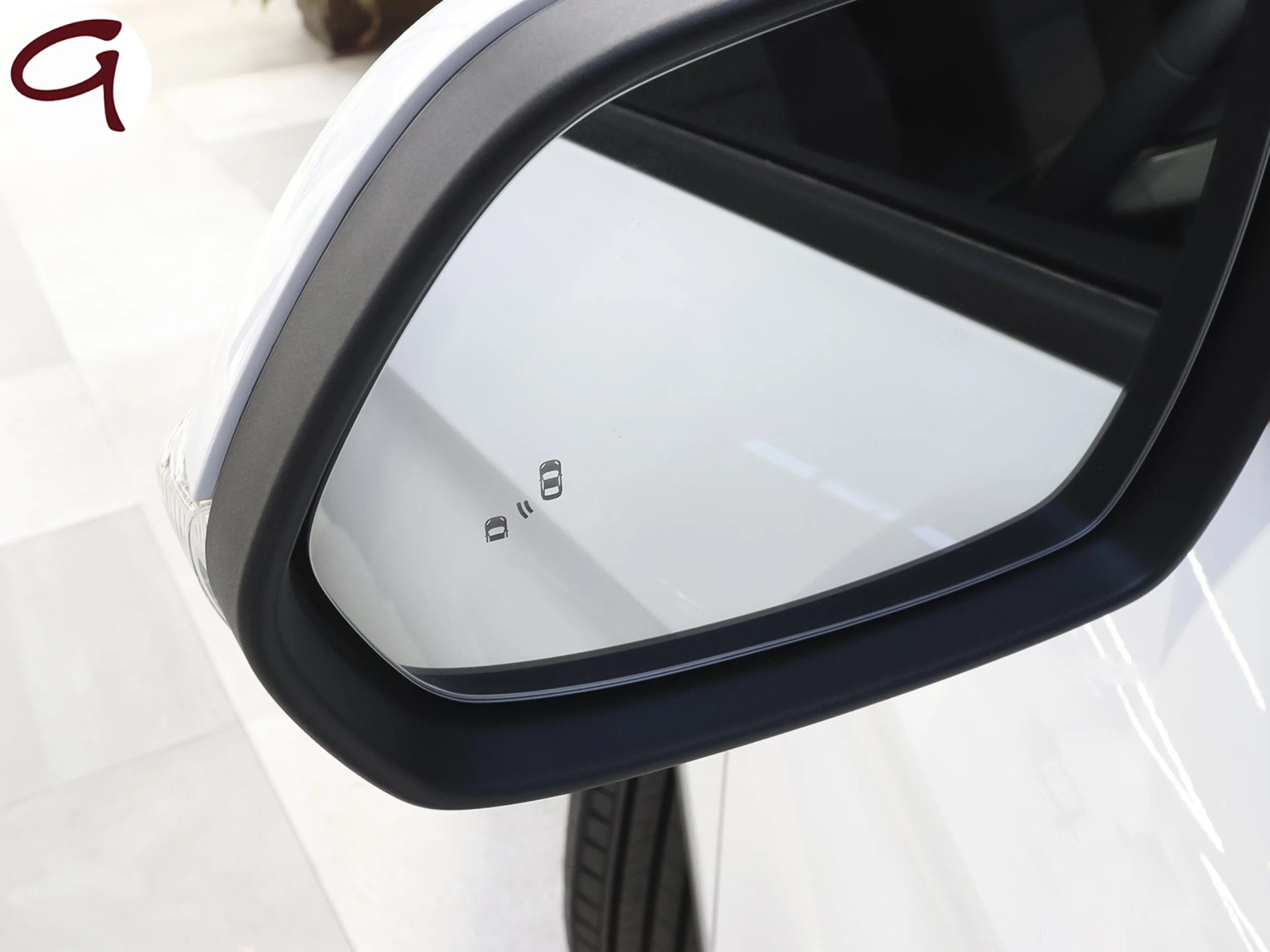 MG ZS 1.5 Hybrid+ Standard 145 kW (197 CV) - Foto 10