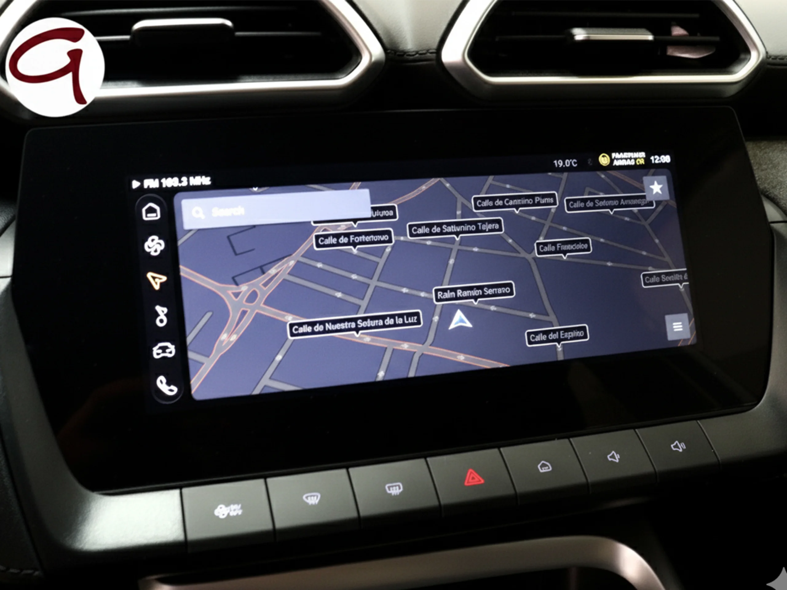 MG ZS 1.5 Hybrid+ Standard 145 kW (197 CV) - Foto 17