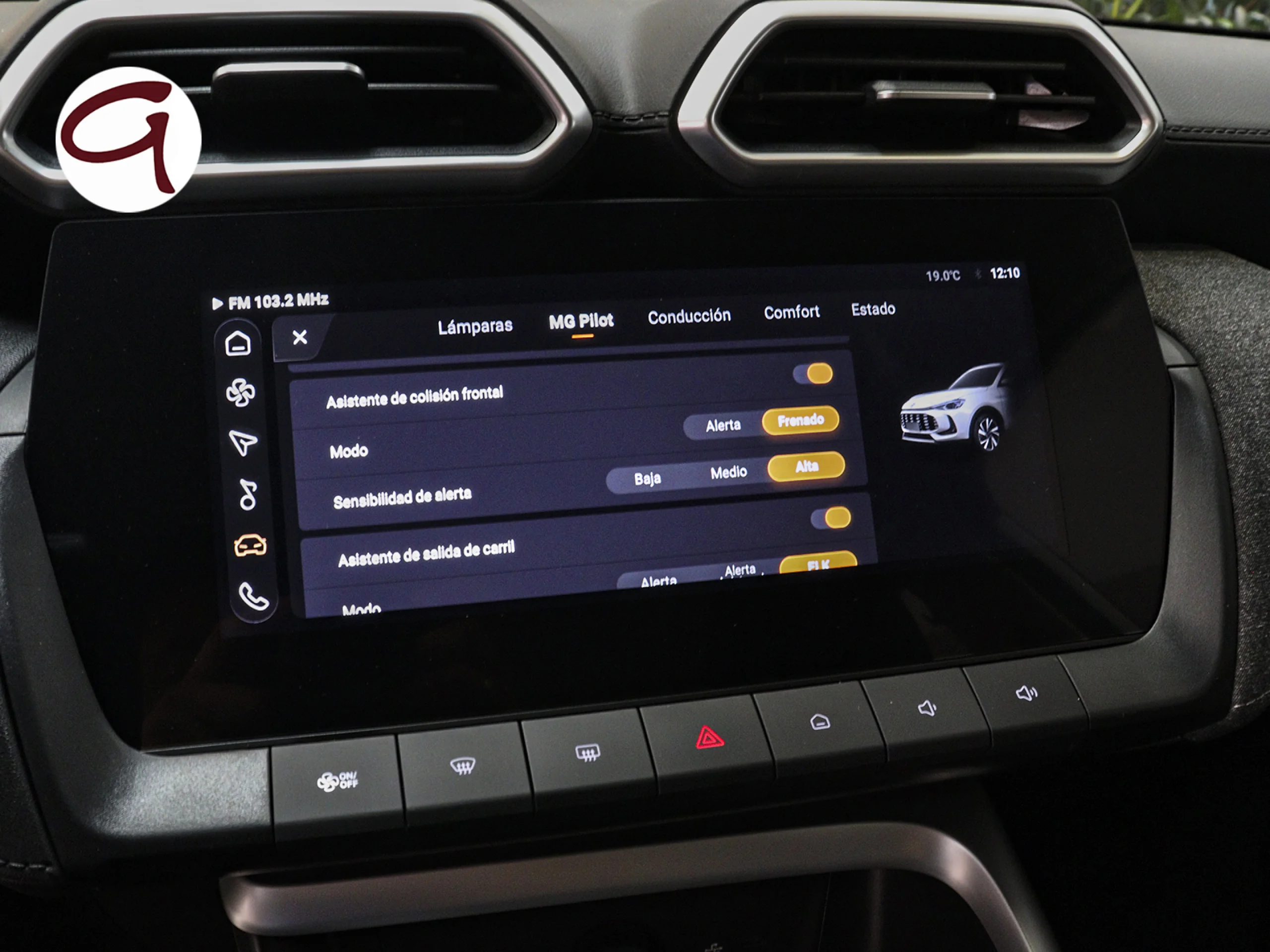 MG ZS 1.5 Hybrid+ Standard 145 kW (197 CV) - Foto 21