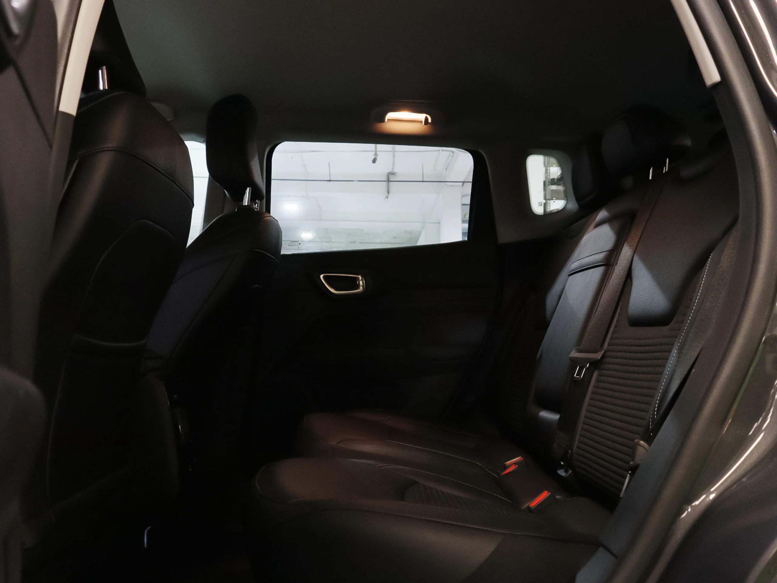 Jeep Compass eHybrid 1.5 MHEV Longitude DCT 96 kW (130 CV) - Foto 9