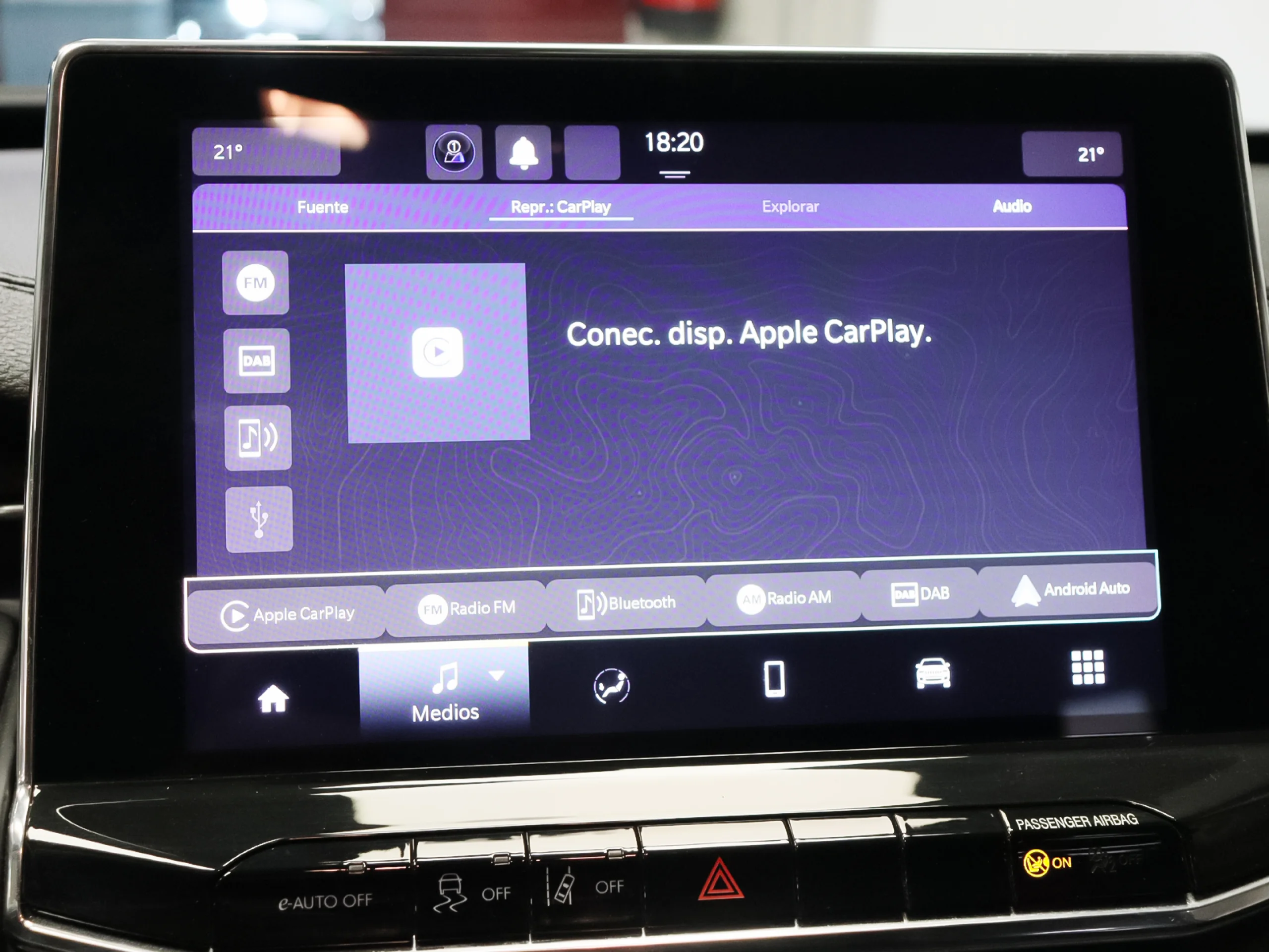 Jeep Compass eHybrid 1.5 MHEV Longitude DCT 96 kW (130 CV) - Foto 21