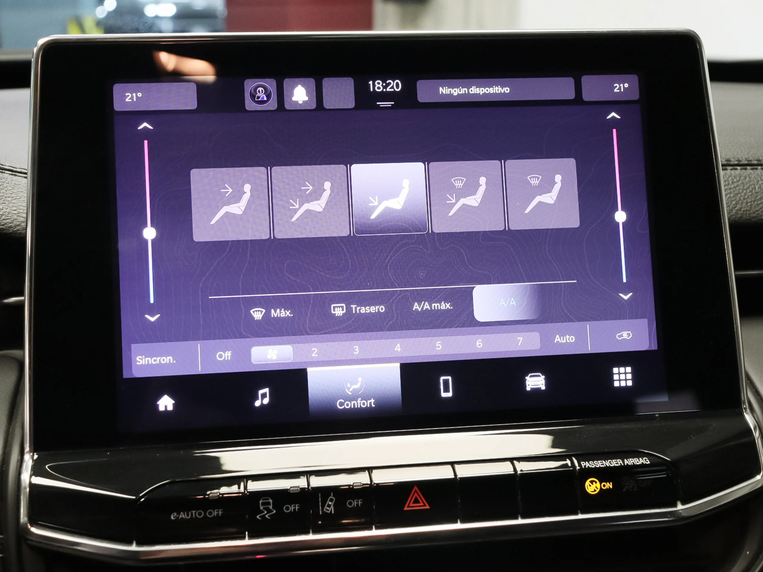 Jeep Compass eHybrid 1.5 MHEV Longitude DCT 96 kW (130 CV) - Foto 23