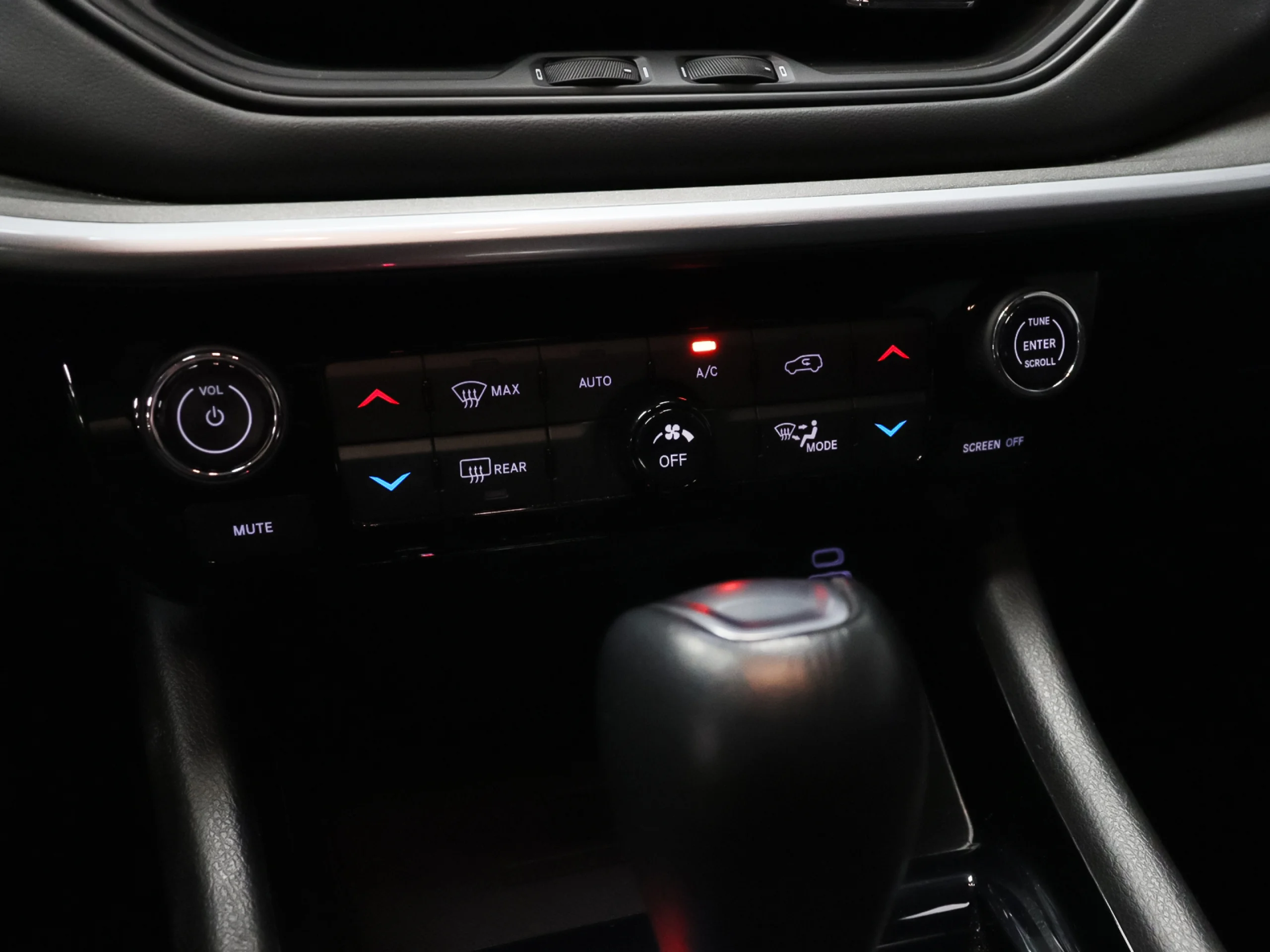 Jeep Compass eHybrid 1.5 MHEV Longitude DCT 96 kW (130 CV) - Foto 31