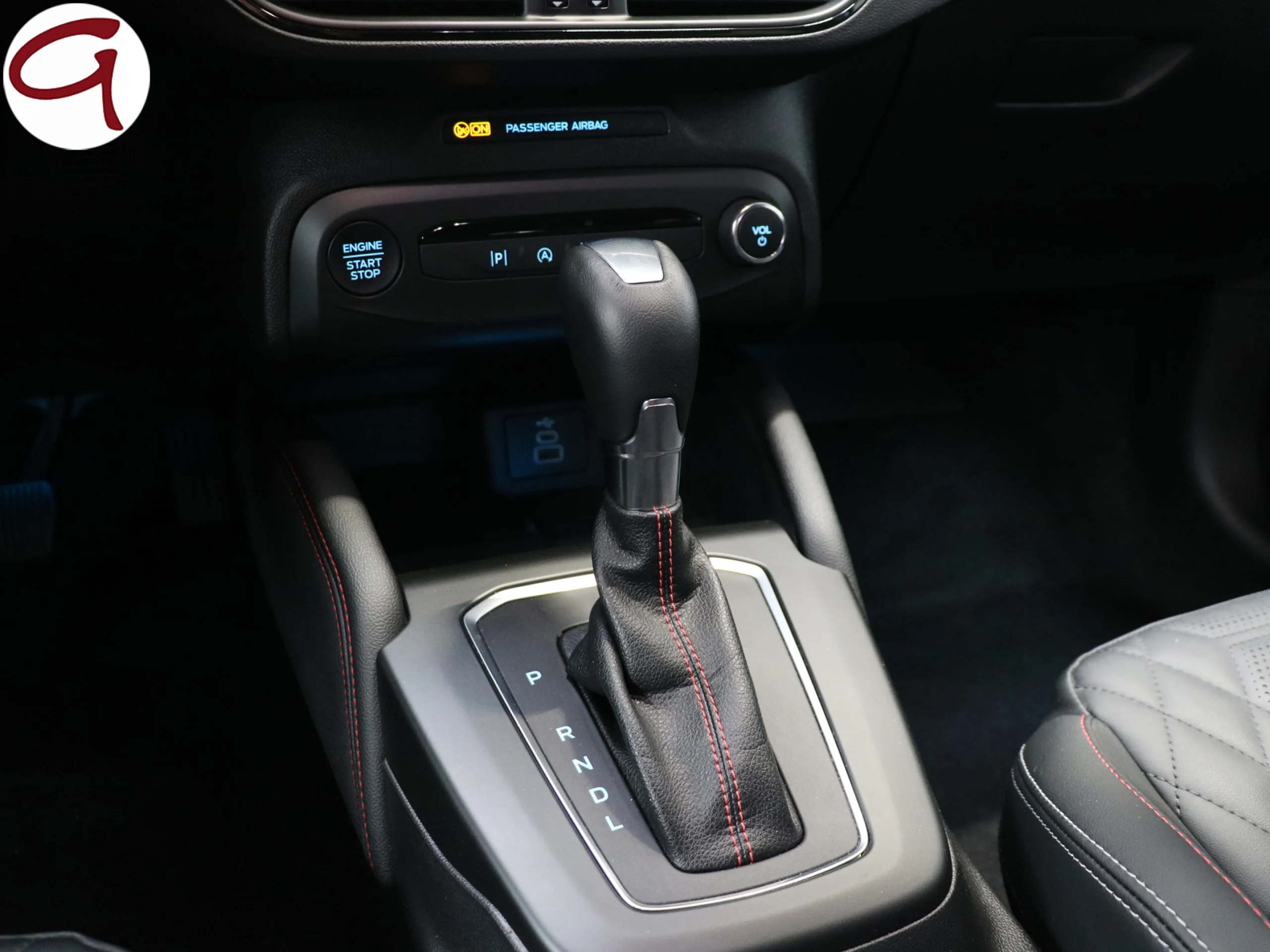 Ford Focus 1.0 Ecoboost MHEV ST-Line X Auto 114 kW (155 CV) - Foto 30