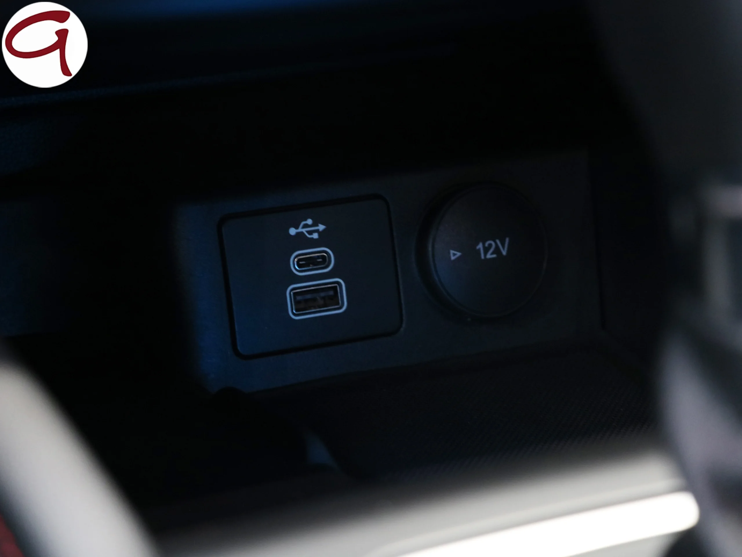 Ford Focus 1.0 Ecoboost MHEV ST-Line X Auto 114 kW (155 CV) - Foto 32