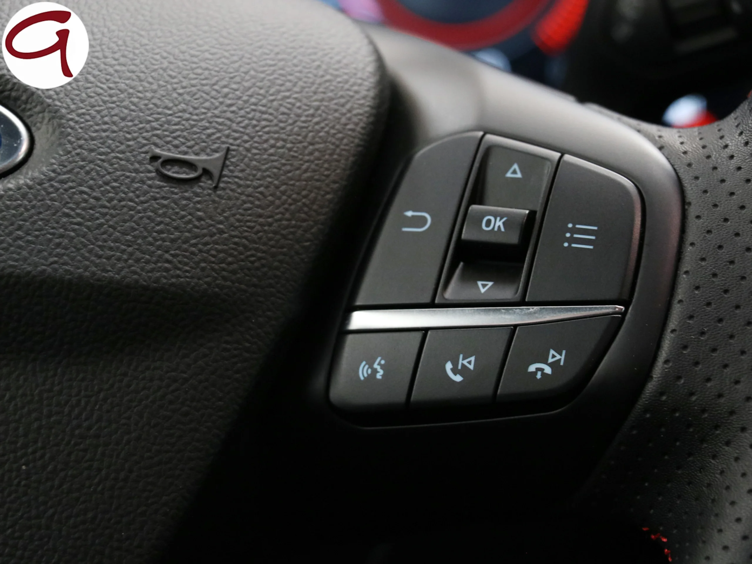 Ford Focus 1.0 Ecoboost MHEV ST-Line X Auto 114 kW (155 CV) - Foto 37