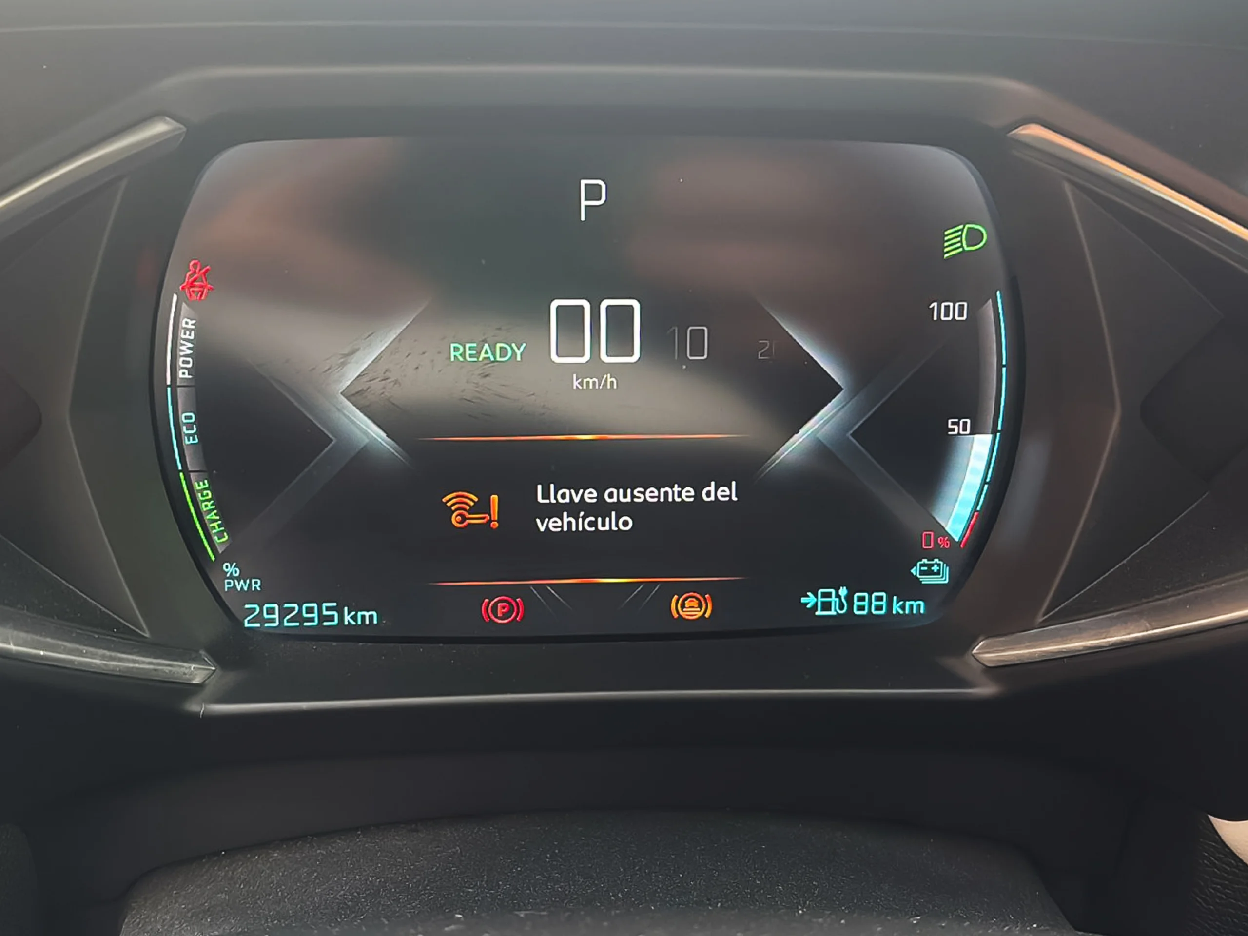 DS DS3 Crossback E-Tense 50 kW/h Grand Chic Auto 100 kW (136 CV) - Foto 4