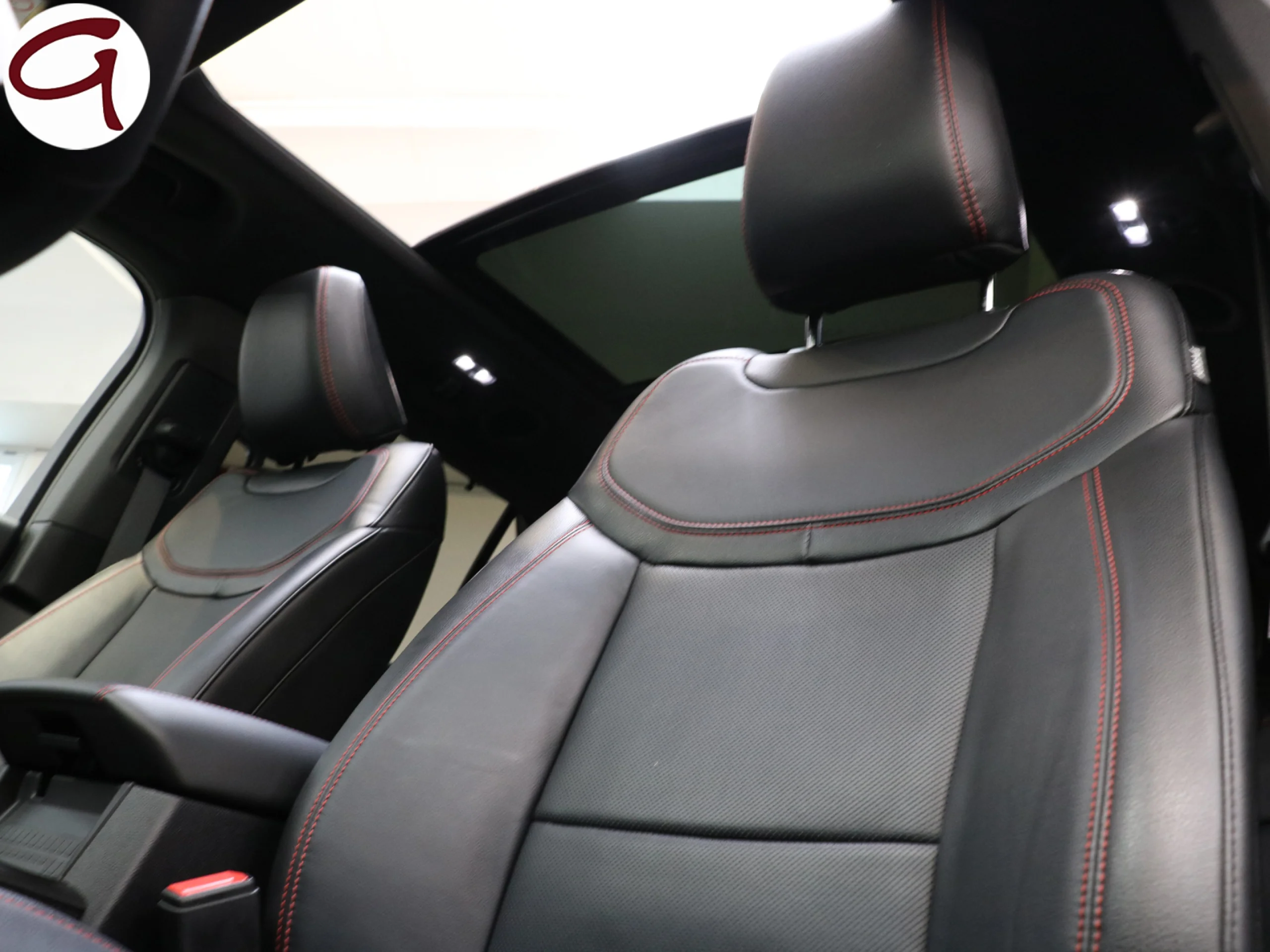 Ford Explorer 3.0 PHEV ST Line AWD 336 kW (457 CV) - Foto 9