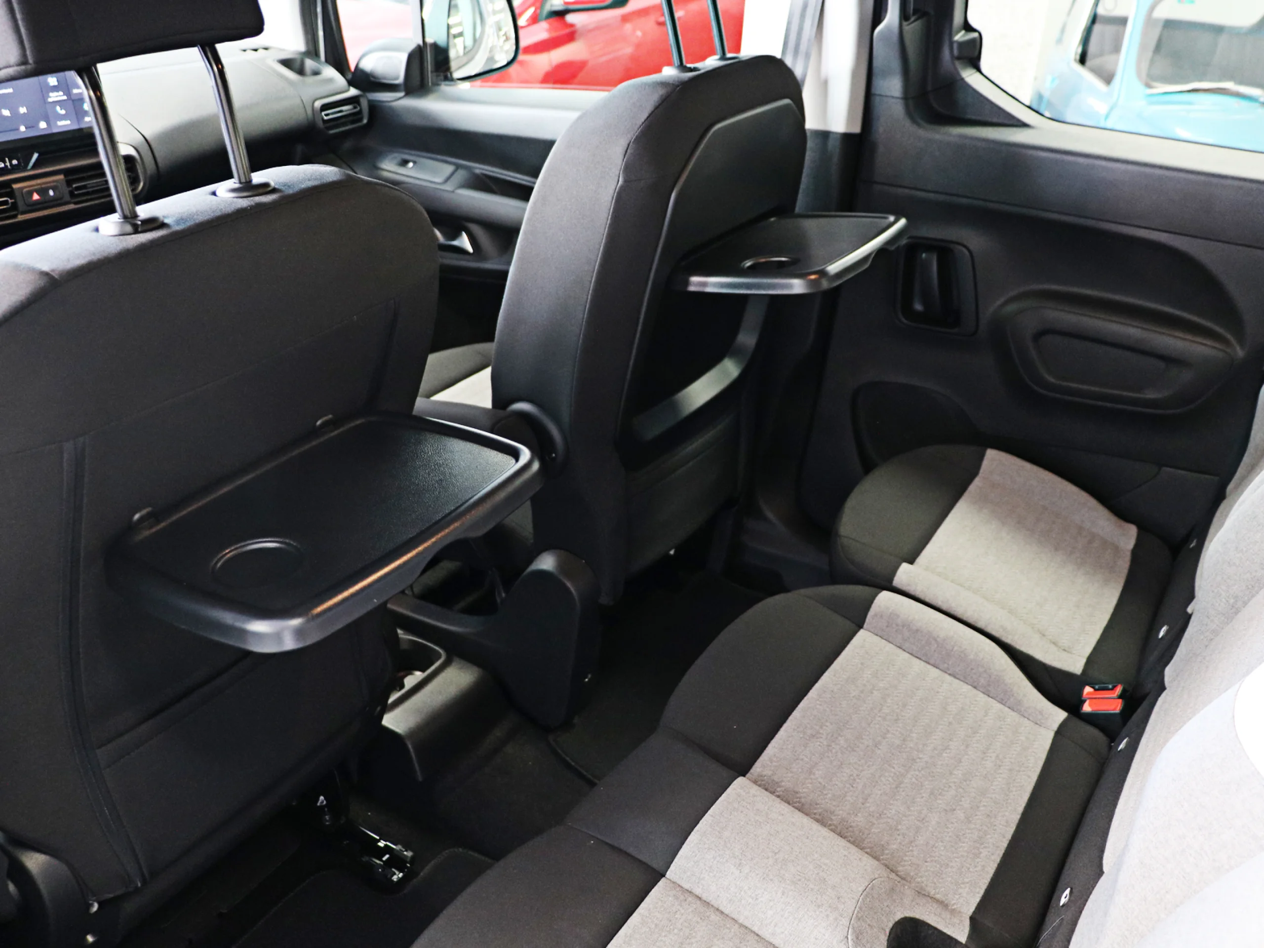 Citroen Berlingo BlueHDi 100 S&S Plus Talla XL 75 kW (102 CV) - Foto 8
