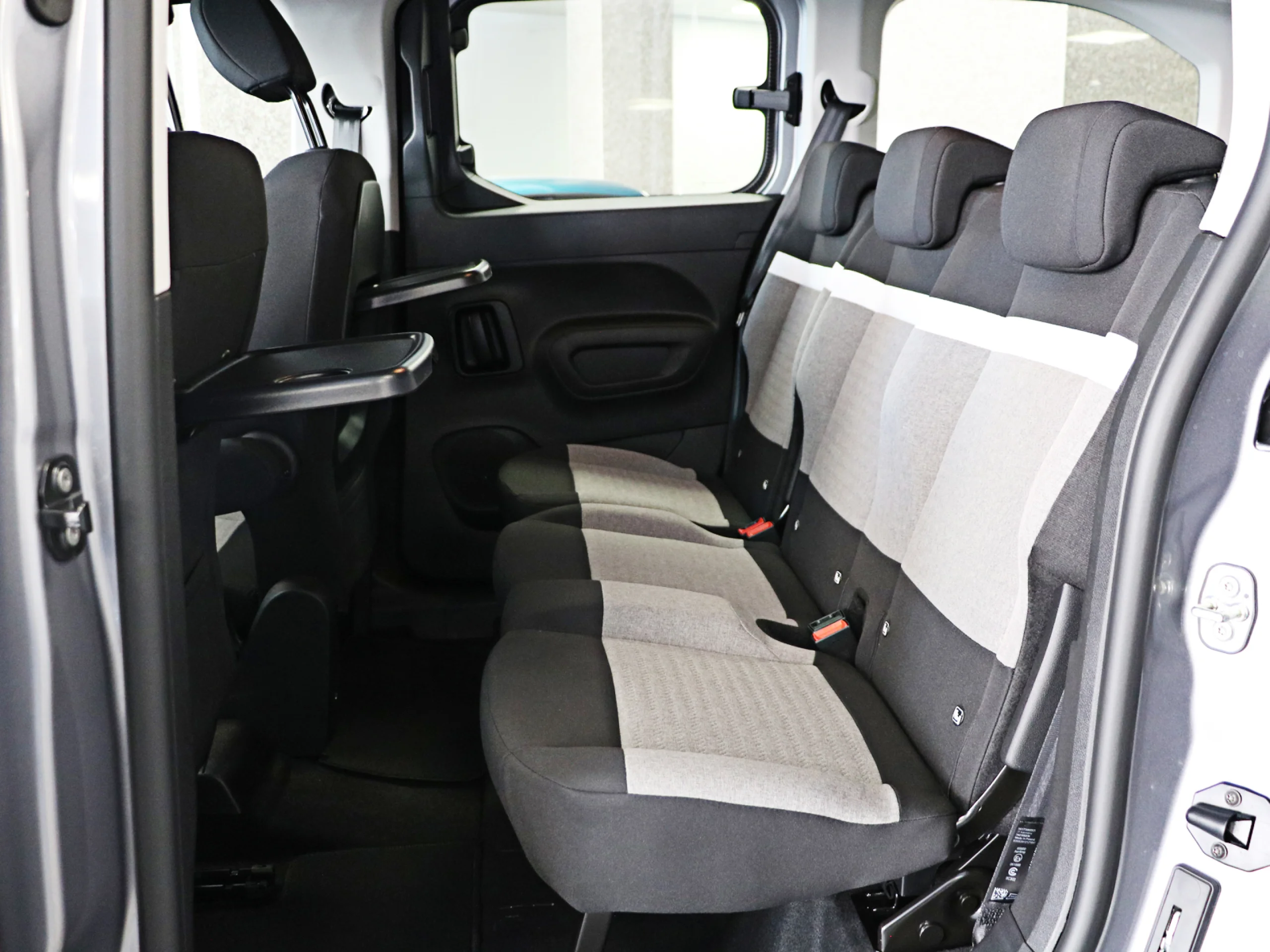 Citroen Berlingo BlueHDi 100 S&S Plus Talla XL 75 kW (102 CV) - Foto 9