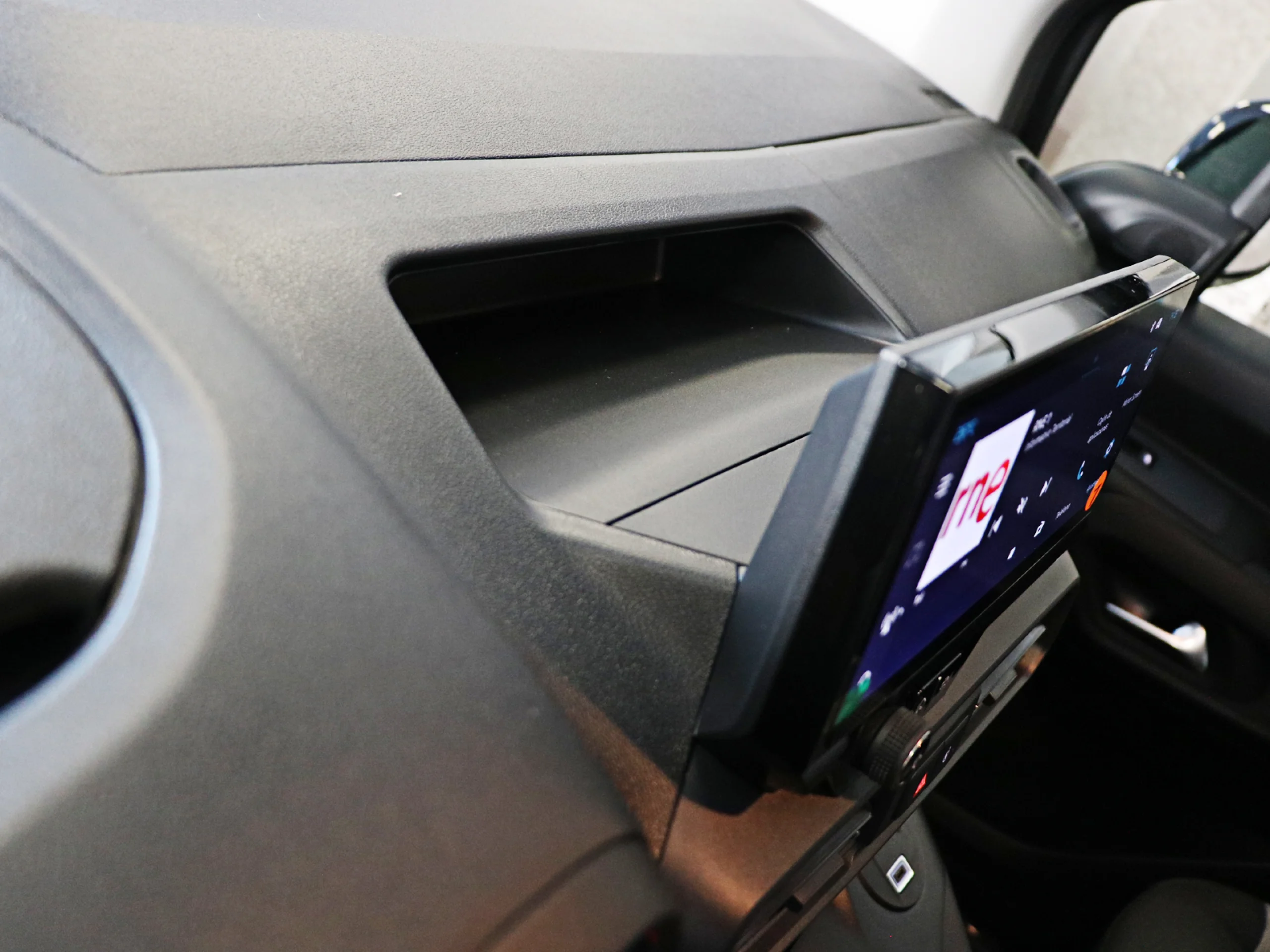 Citroen Berlingo BlueHDi 100 S&S Plus Talla XL 75 kW (102 CV) - Foto 12