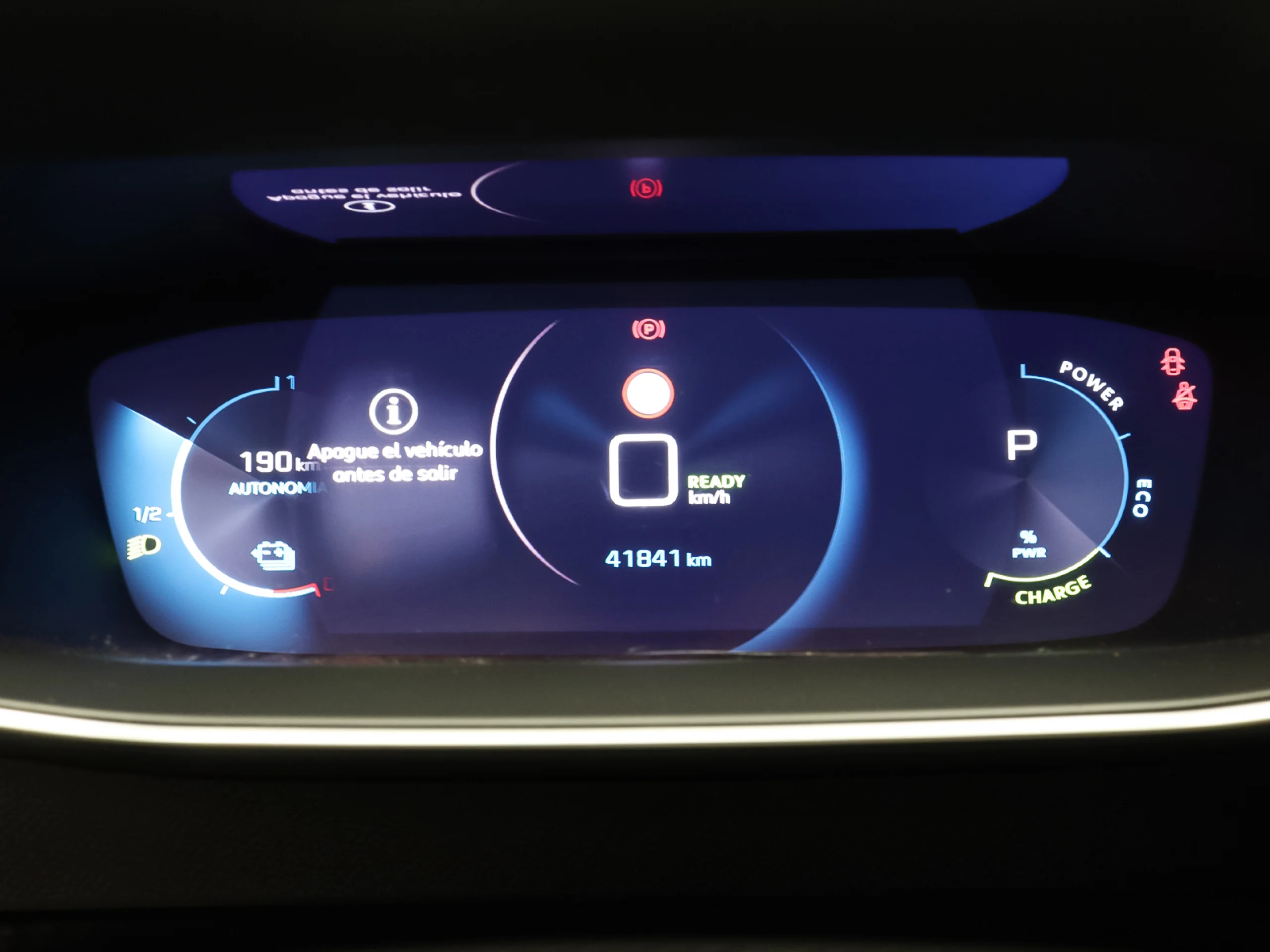 Peugeot E-2008 Eléctrico Allure Pack 100 kW (136 CV) - Foto 11